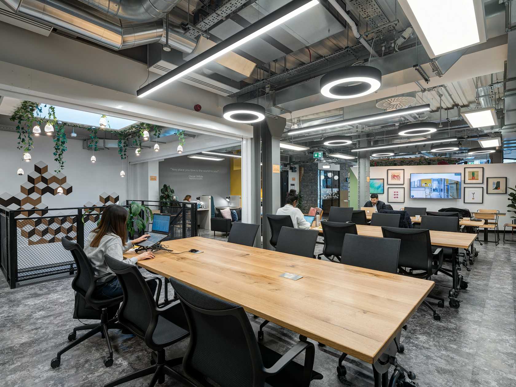 Modern CREO Margaret St workshop space, natural light.