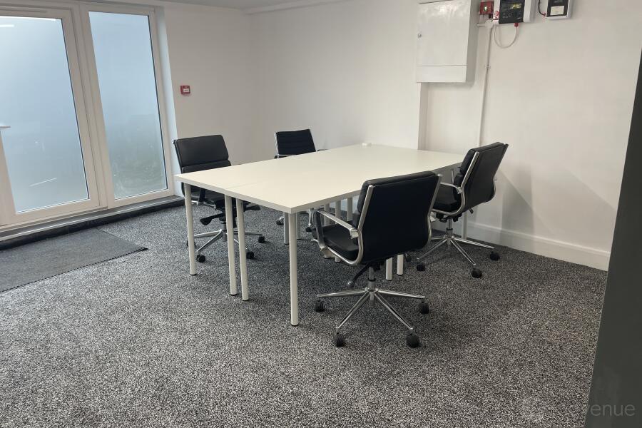 CREO meeting room, budget event space