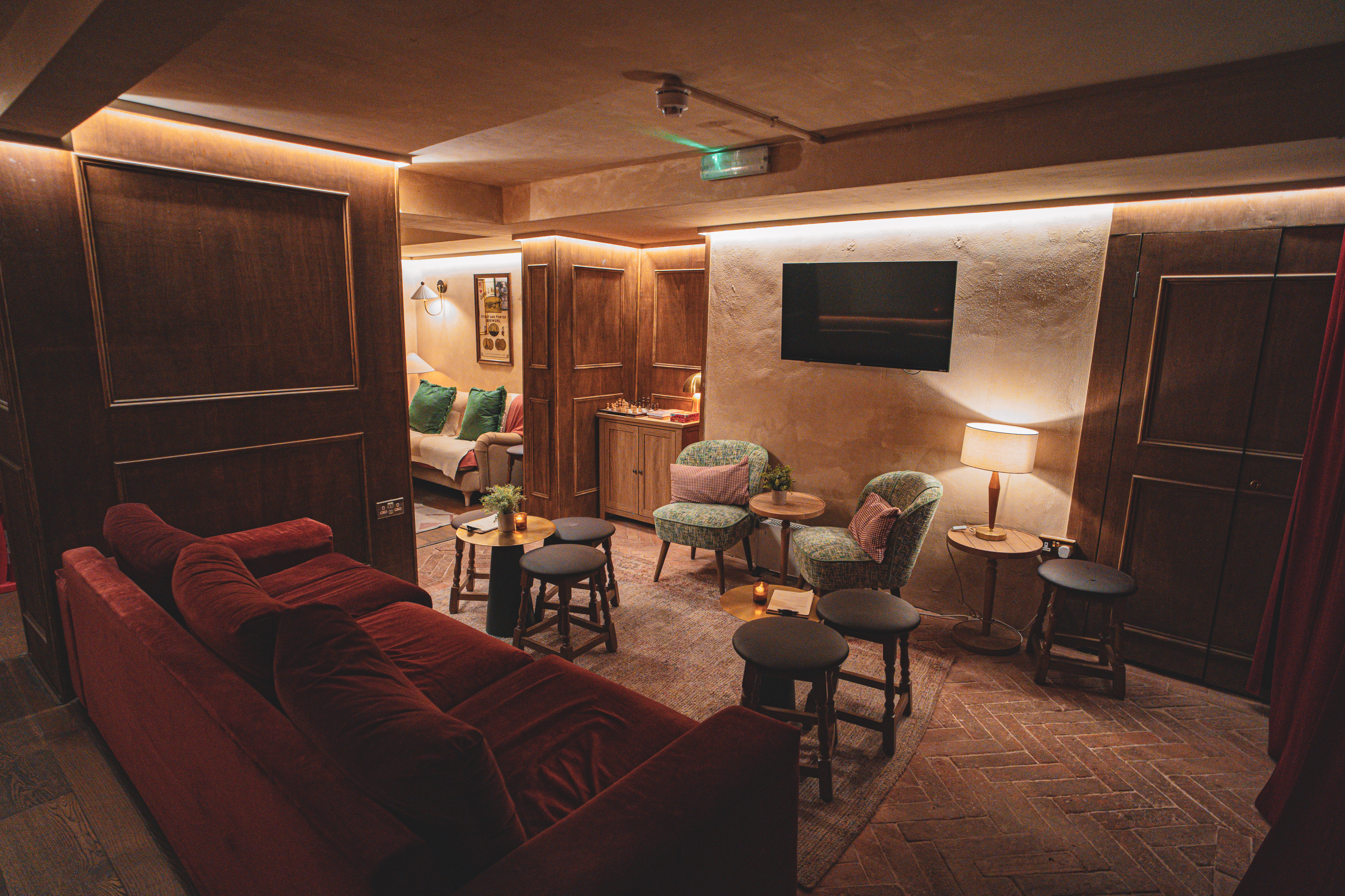 The Newman Arms - image 1