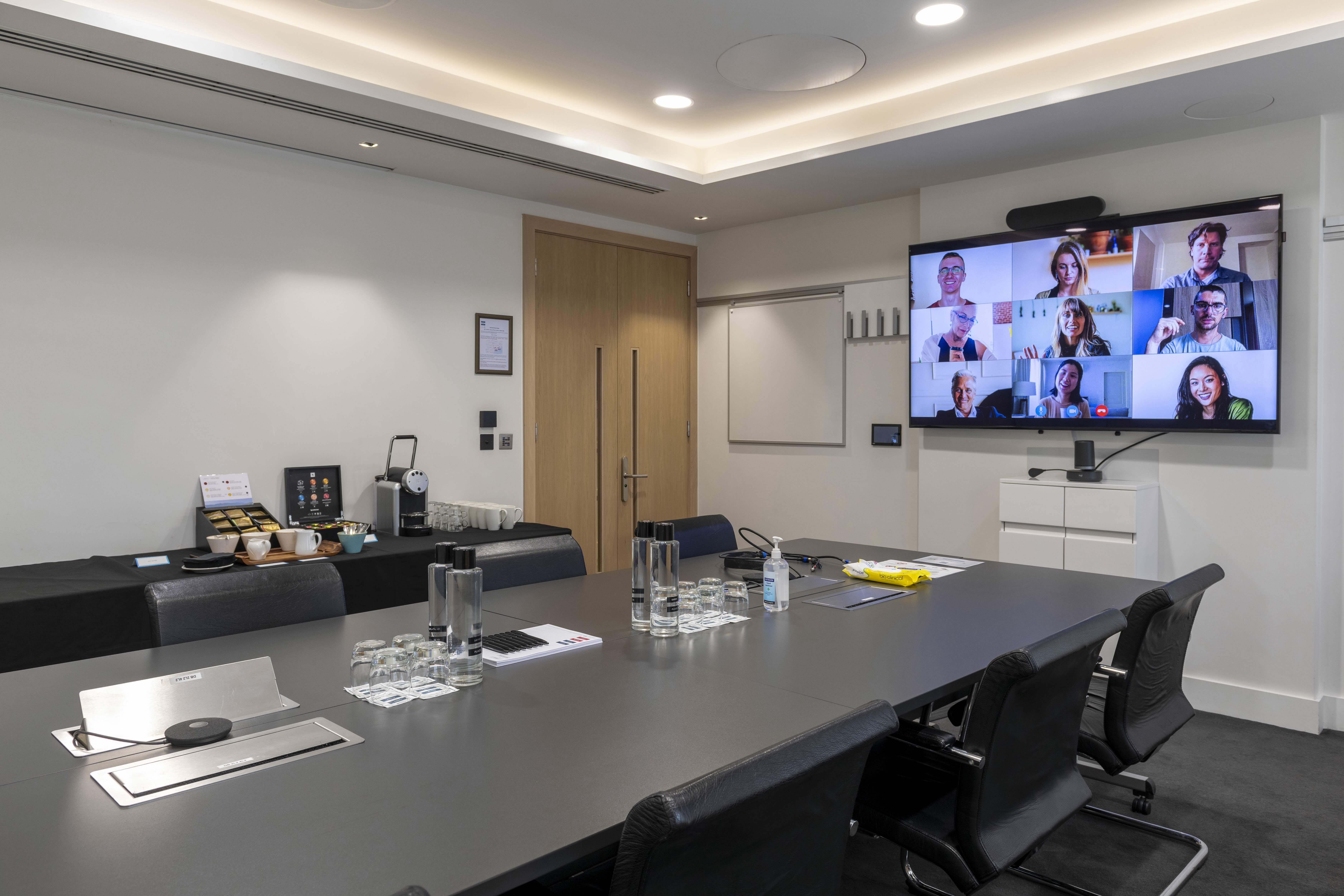Hybrid meeting room Savoy Place, Tesla Nuffield, AV tech