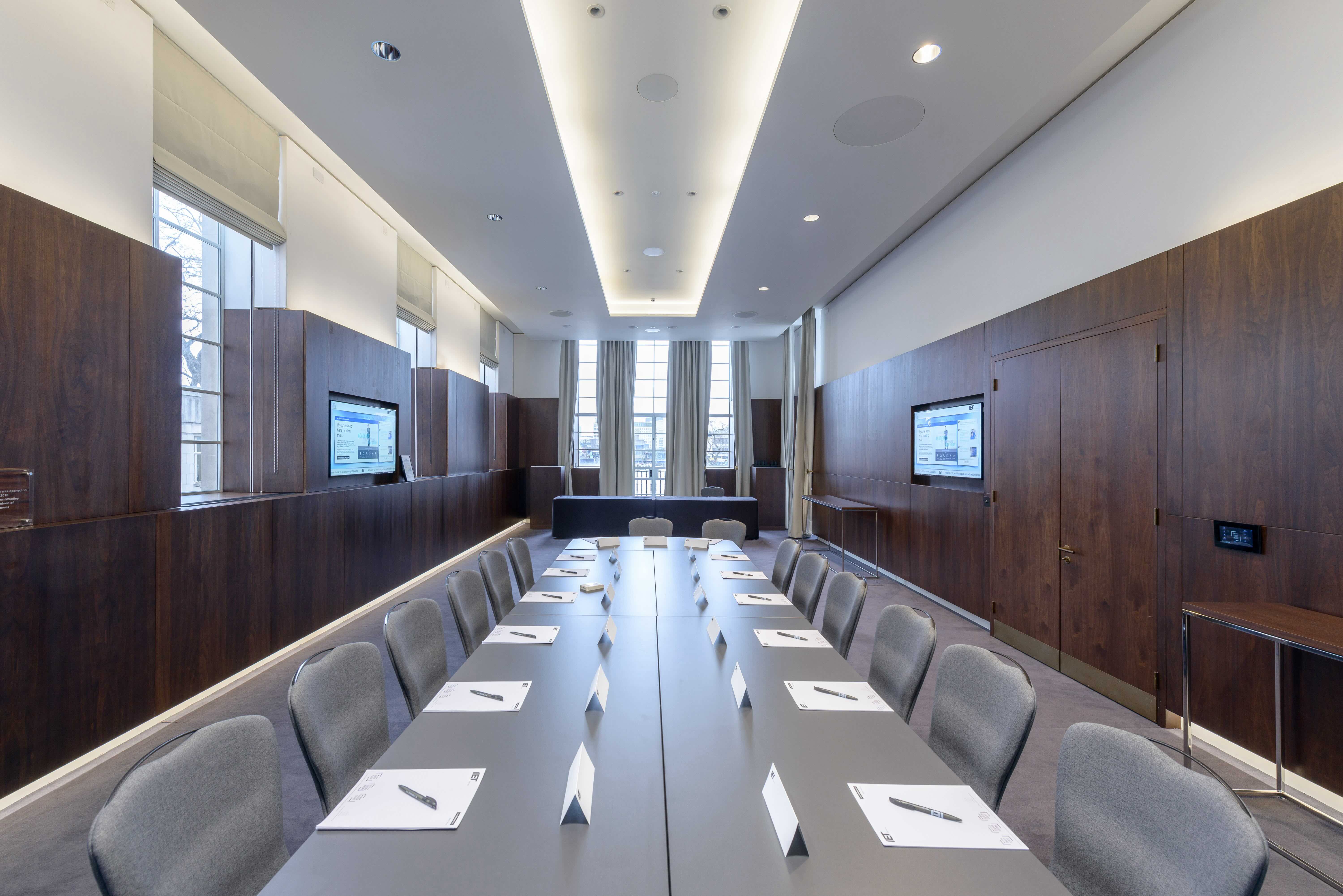 Siemens boardroom IET London, executive meeting, seminar.