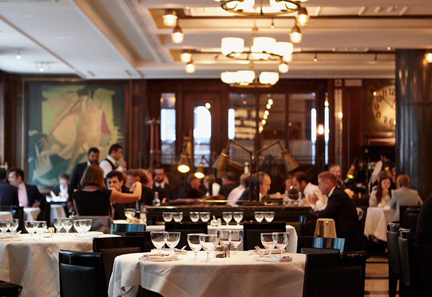 Delaunay counter, elegant corporate event, luxury dining