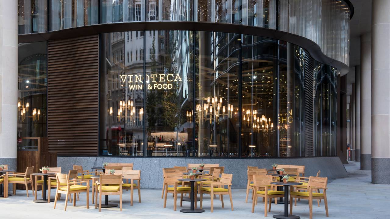 Vinoteca Mezzanine: stylish, modern venue for cocktail events