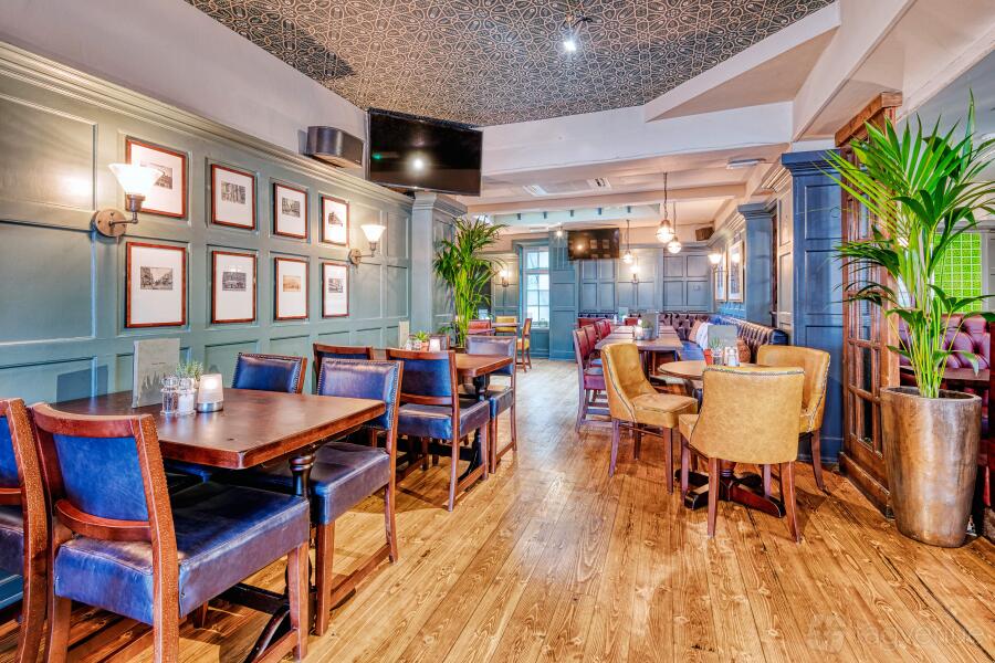 The Snug at BOXHALL City: modular seating for networking events and corporate mixers.