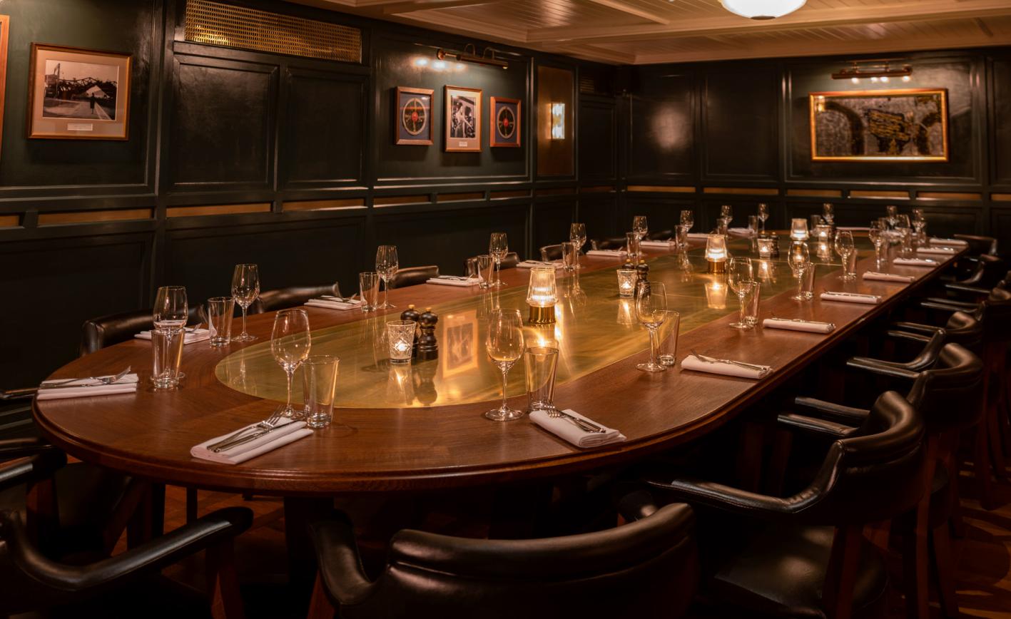 Hawksmoor Guildhall - image 4