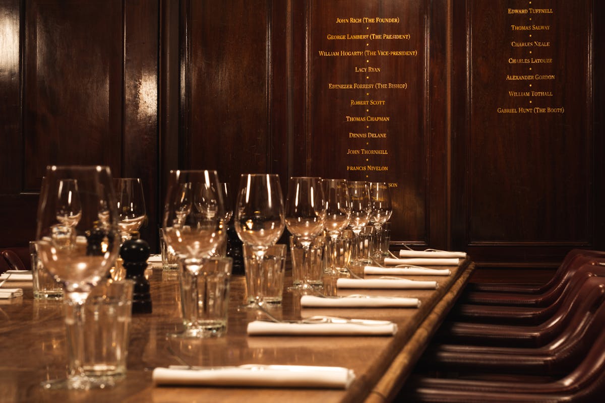 Hawksmoor Guildhall - image 5