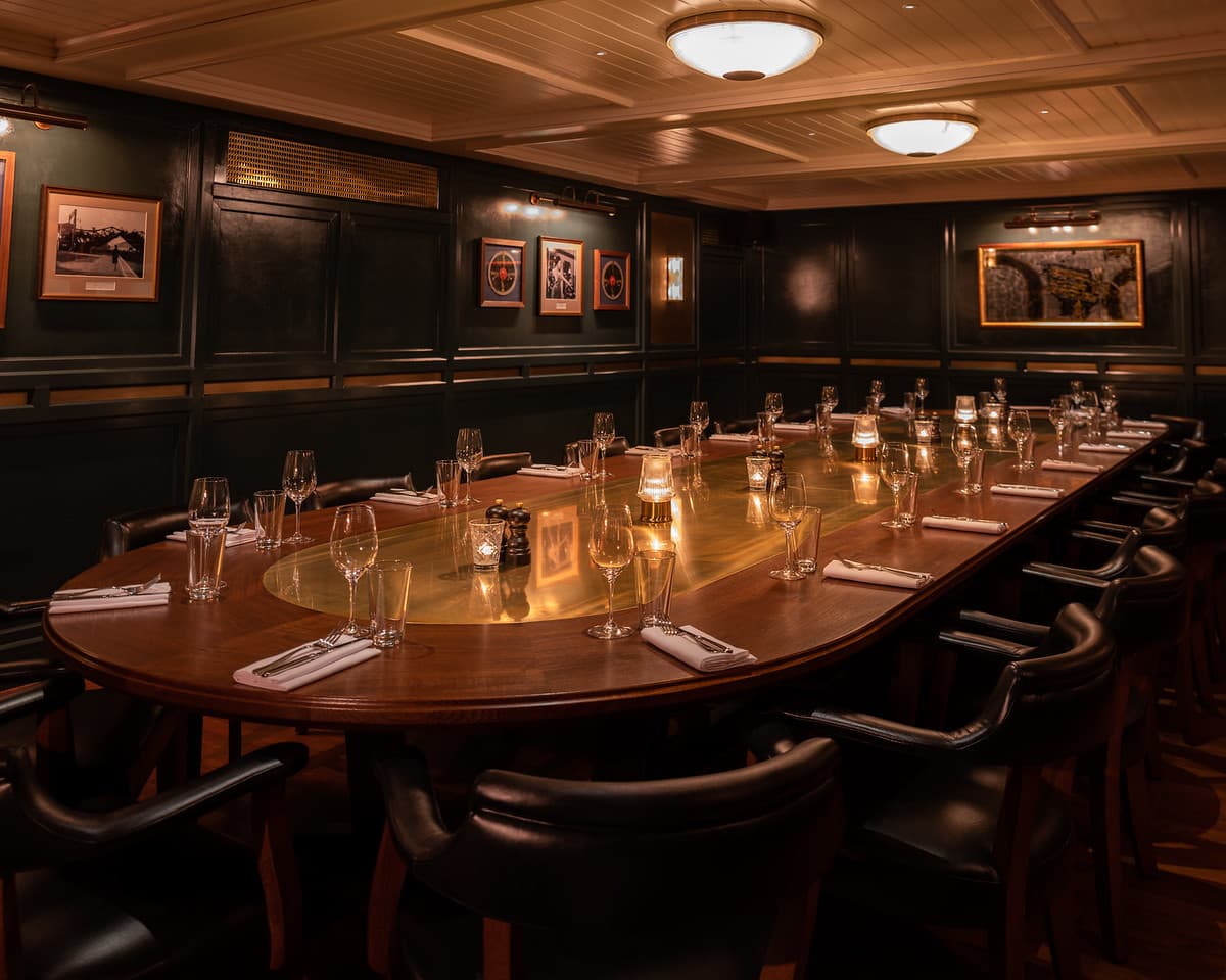 Queenie Watts private dining room for formal board dinners and exclusive VIP events.