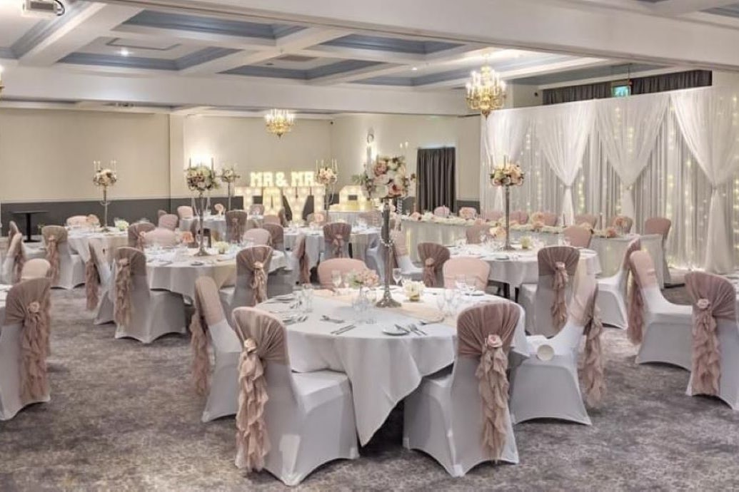 Mercure Barnsley Tankersley Manor Hotel & Spa - image 2