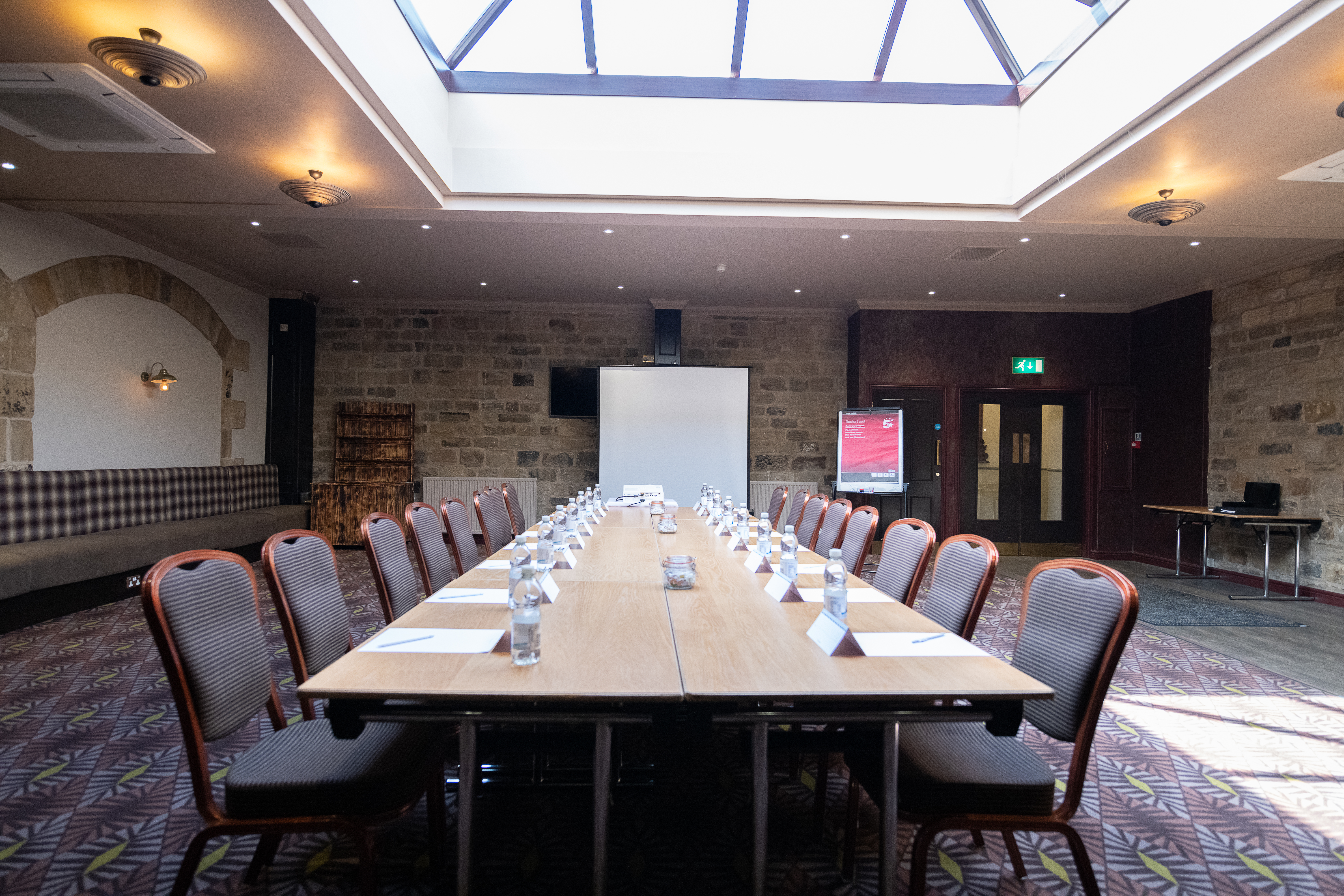 Mercure Barnsley Tankersley Manor Hotel & Spa - image 2