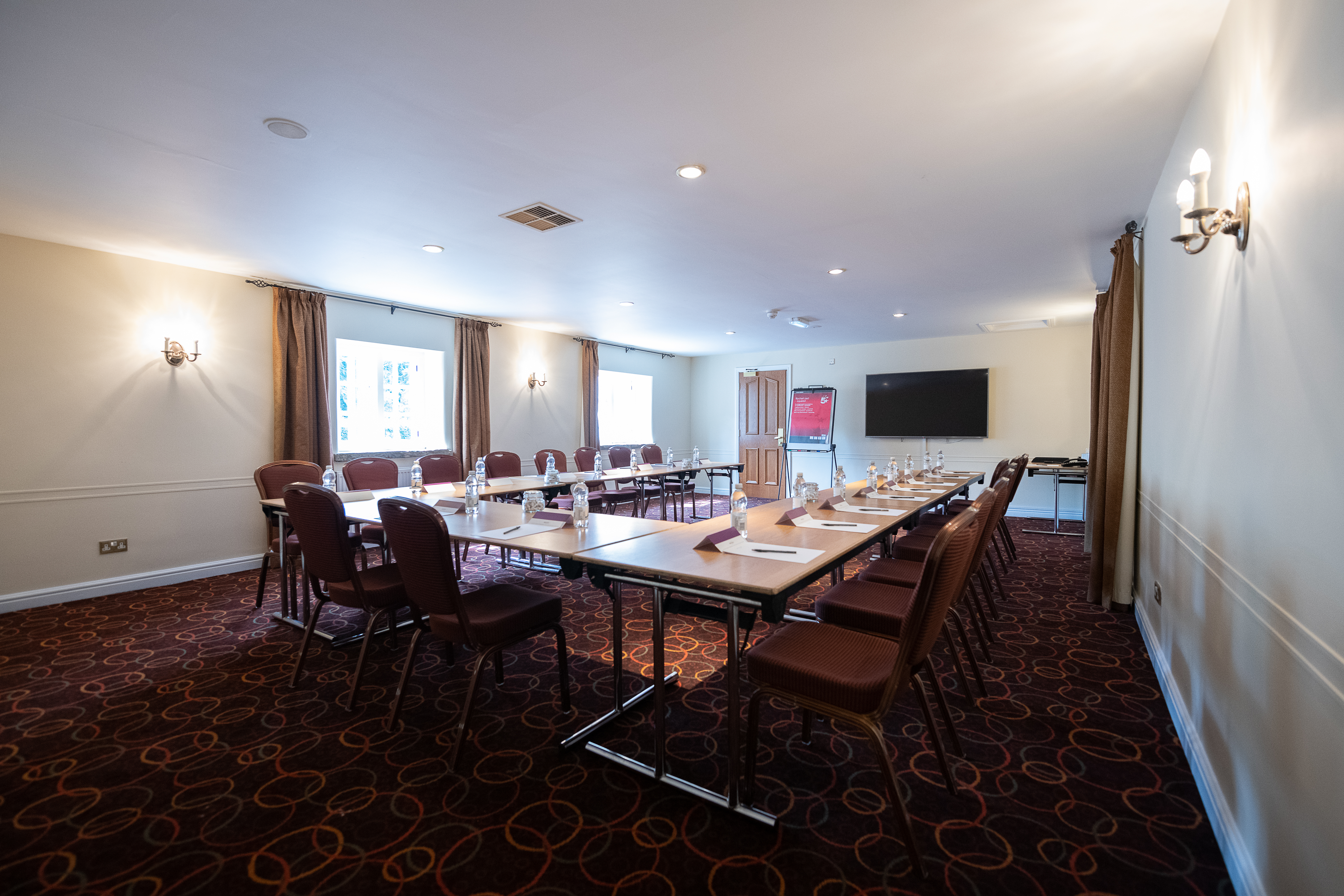 Mercure Barnsley Tankersley Manor Hotel & Spa - image 3