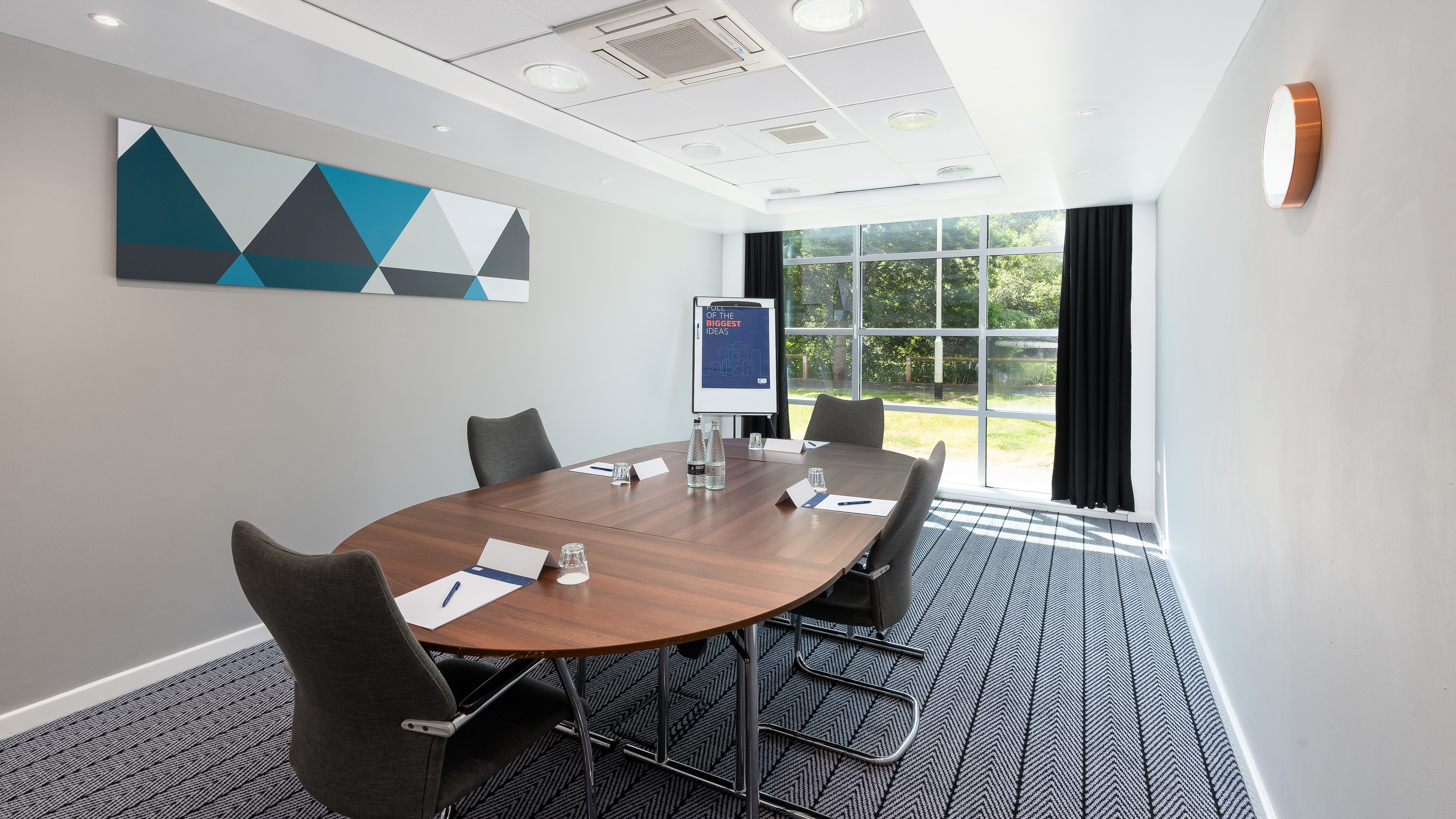 Holiday Inn Express Leigh - Sports Village - image 1
