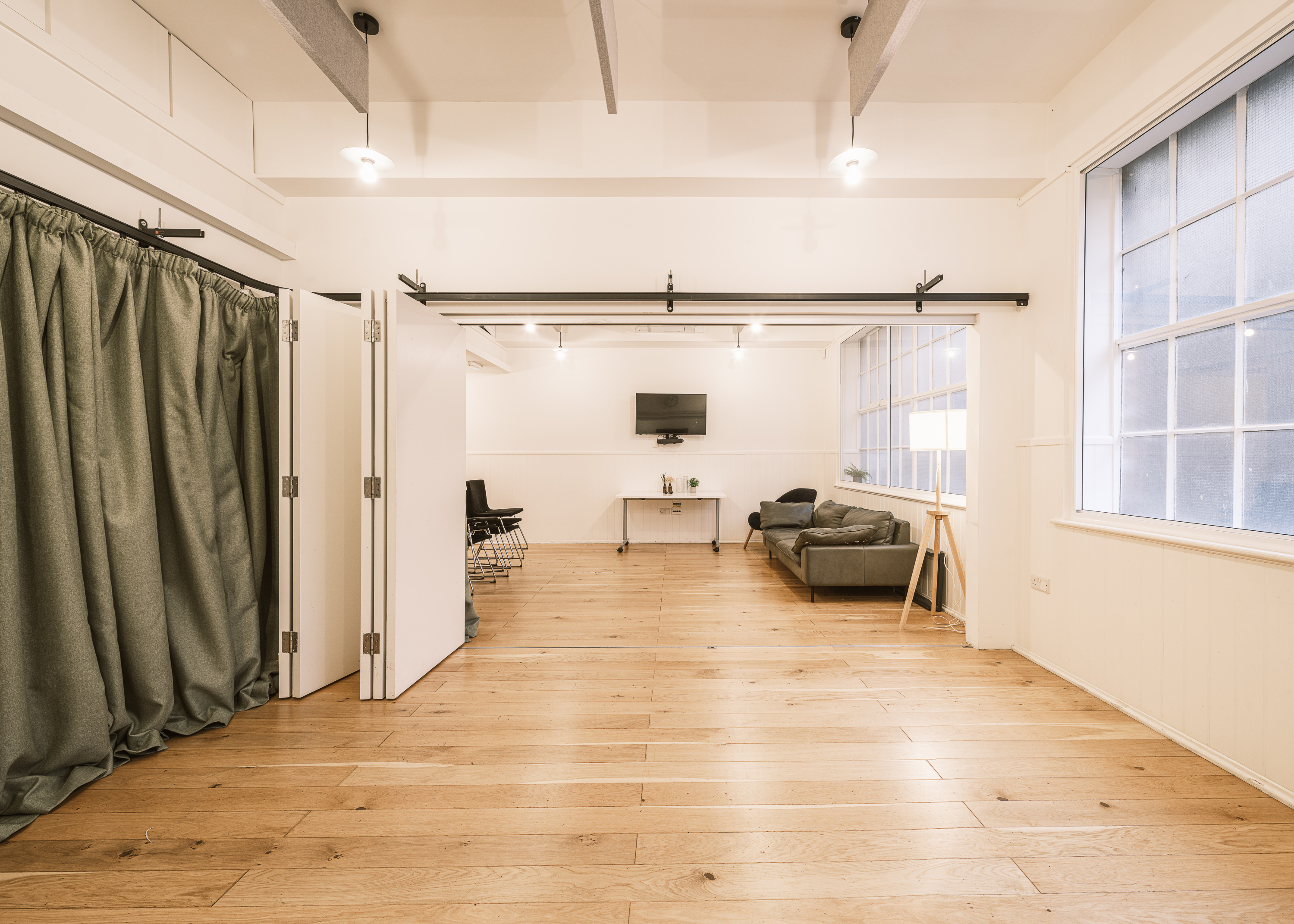 King's House - image 5