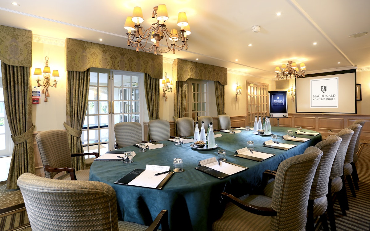 Macdonald Compleat Angler - image 1