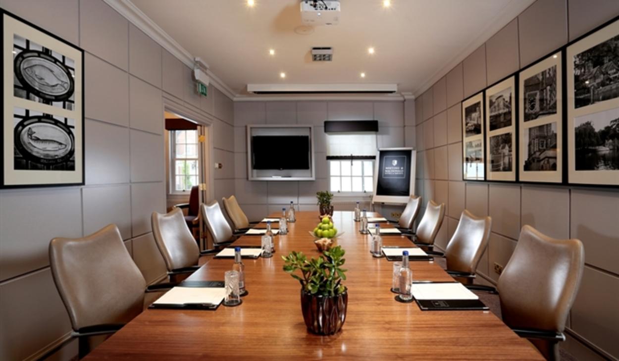Macdonald Compleat Angler - image 2
