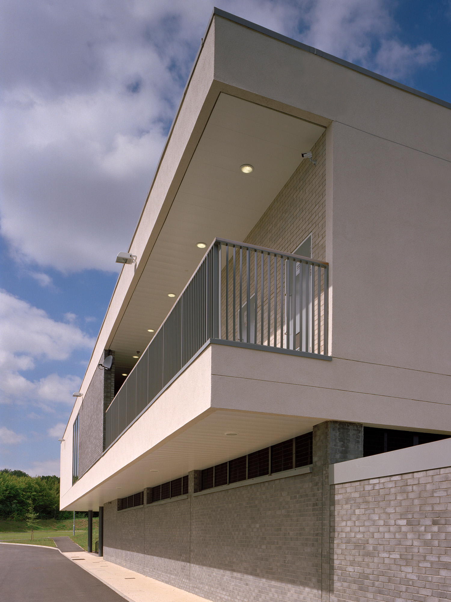 Emerson Valley Sports Pavilion - image 4