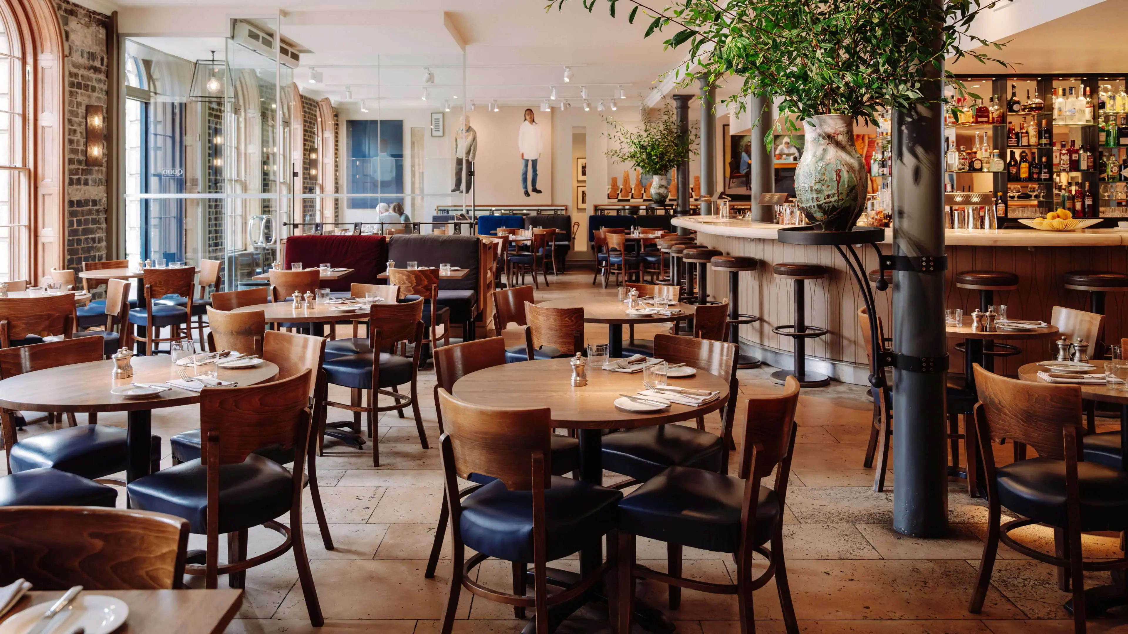 Quod Restaurant & Bar - image 1