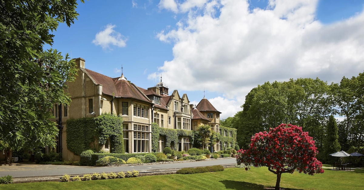 Macdonald Frimley Hall Hotel & Spa - image 3