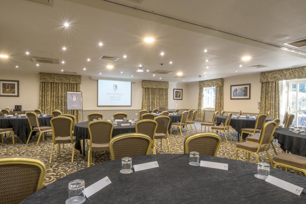 Macdonald Frimley Hall Hotel & Spa - image 1
