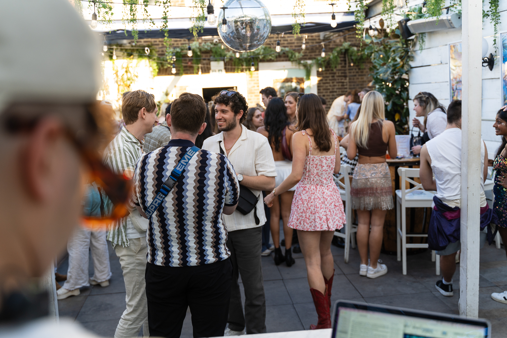 Bubba Oasis - image 6