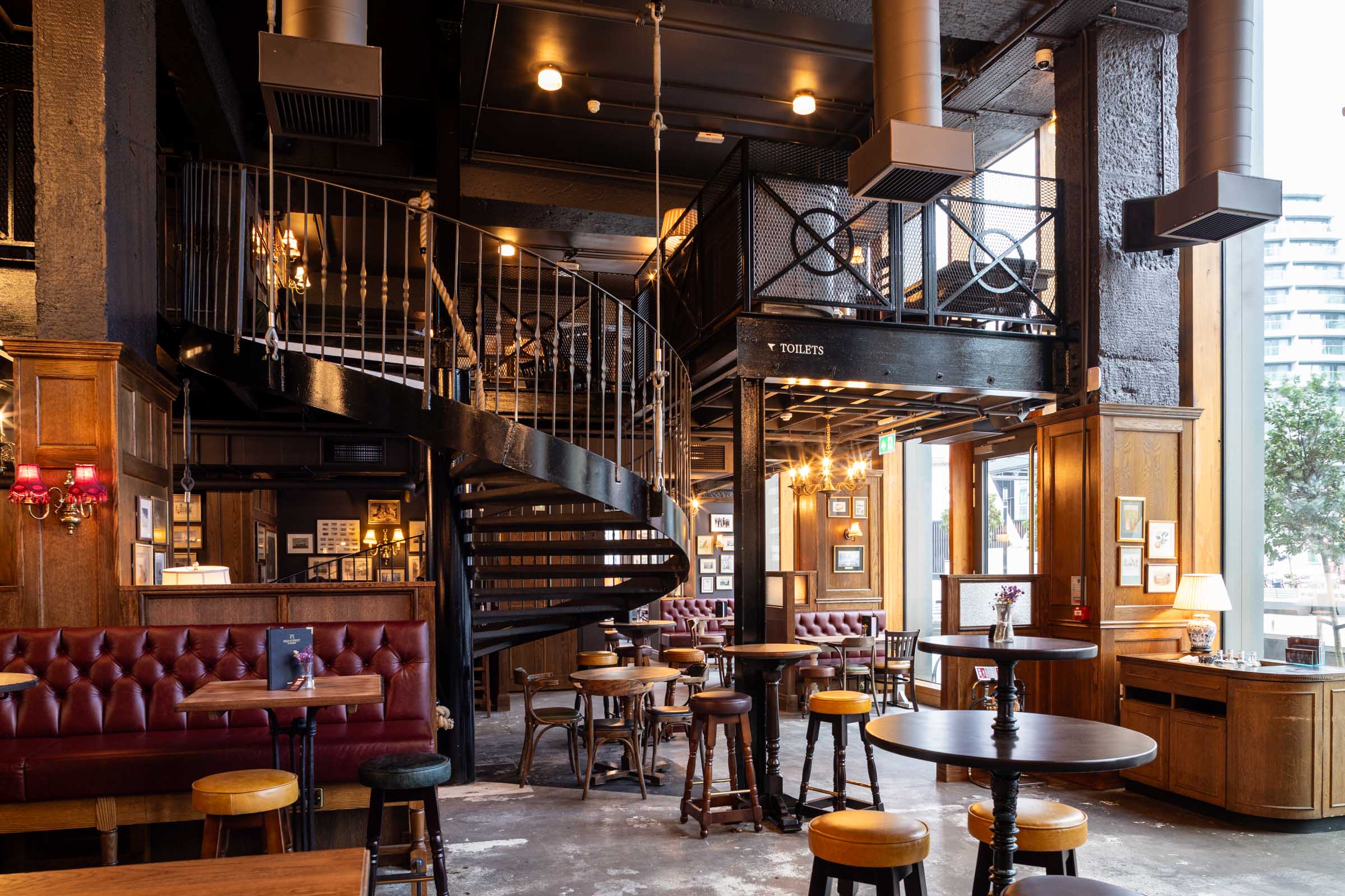 Old Street Tavern - image 4