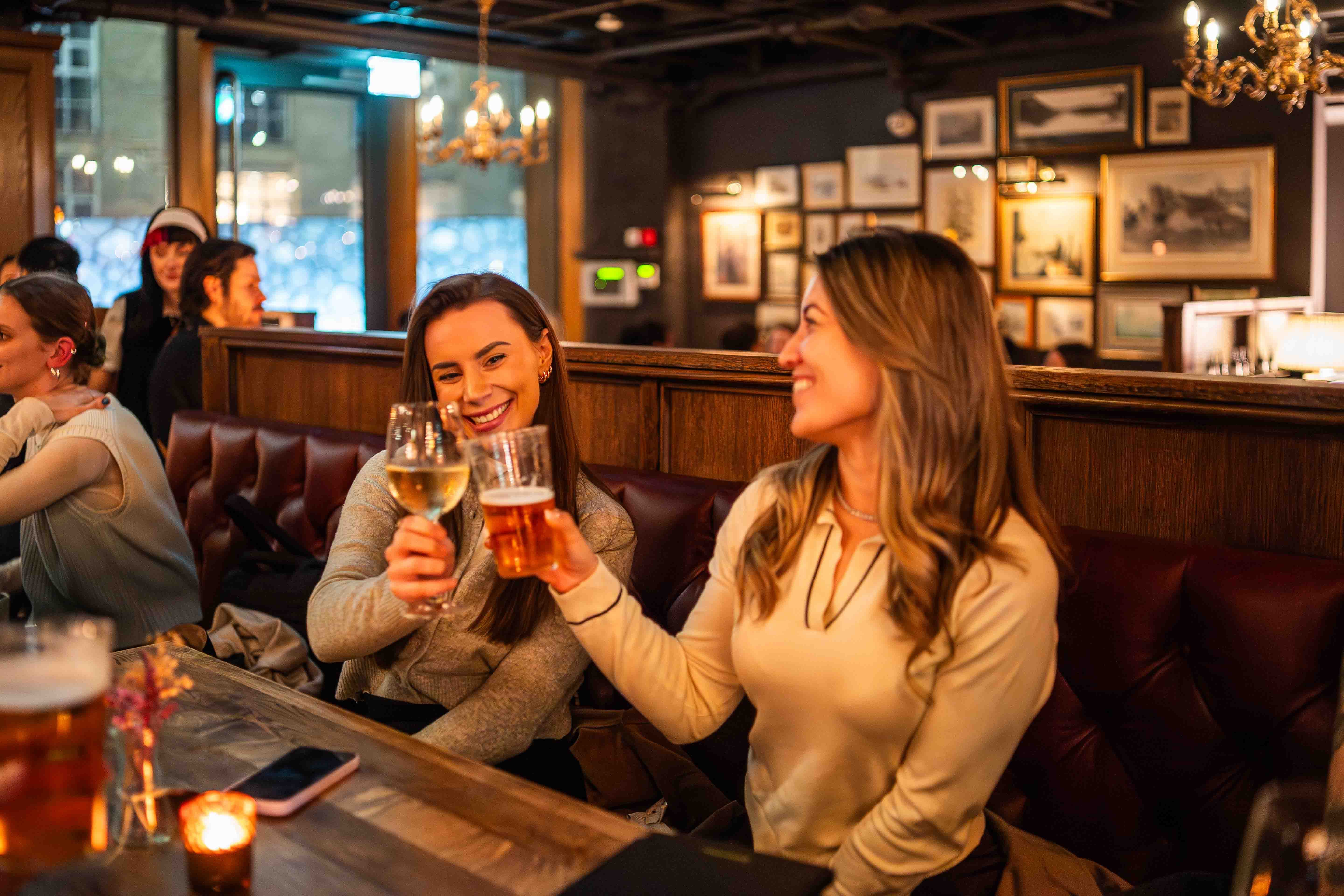 Old Street Tavern - image 9