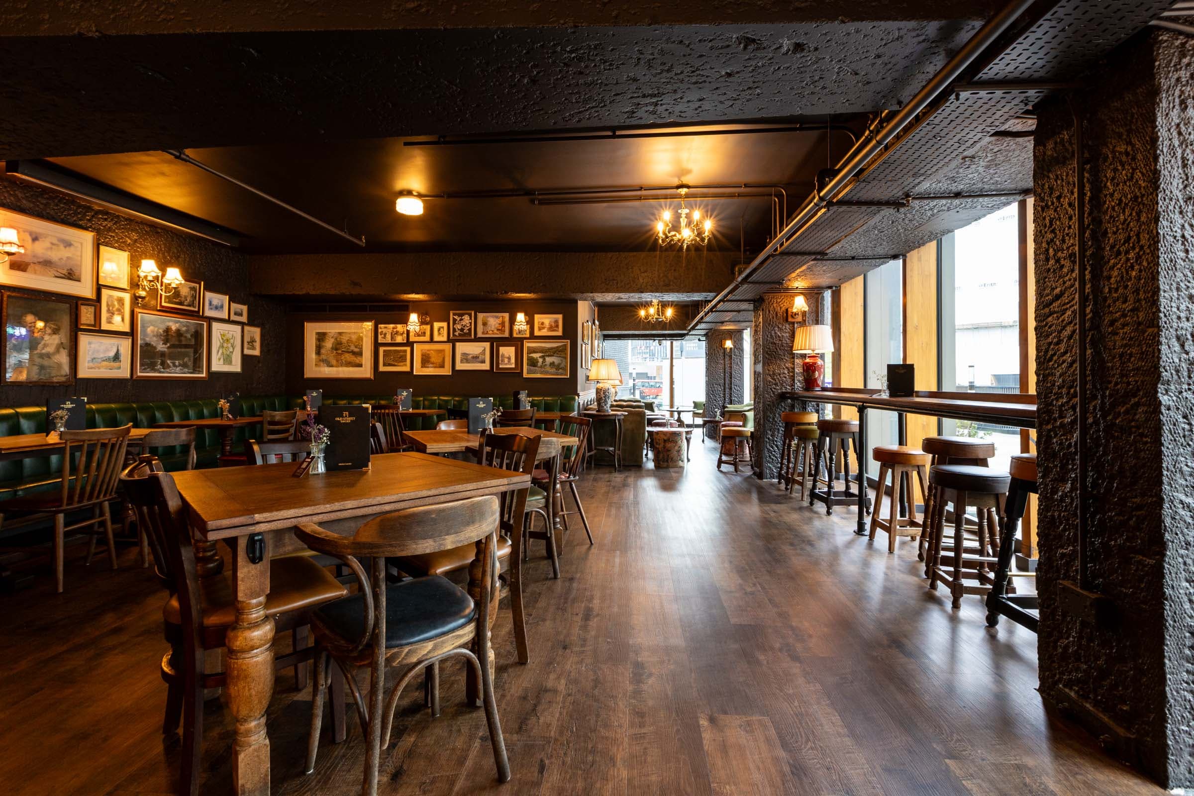 Old Street Tavern - image 10