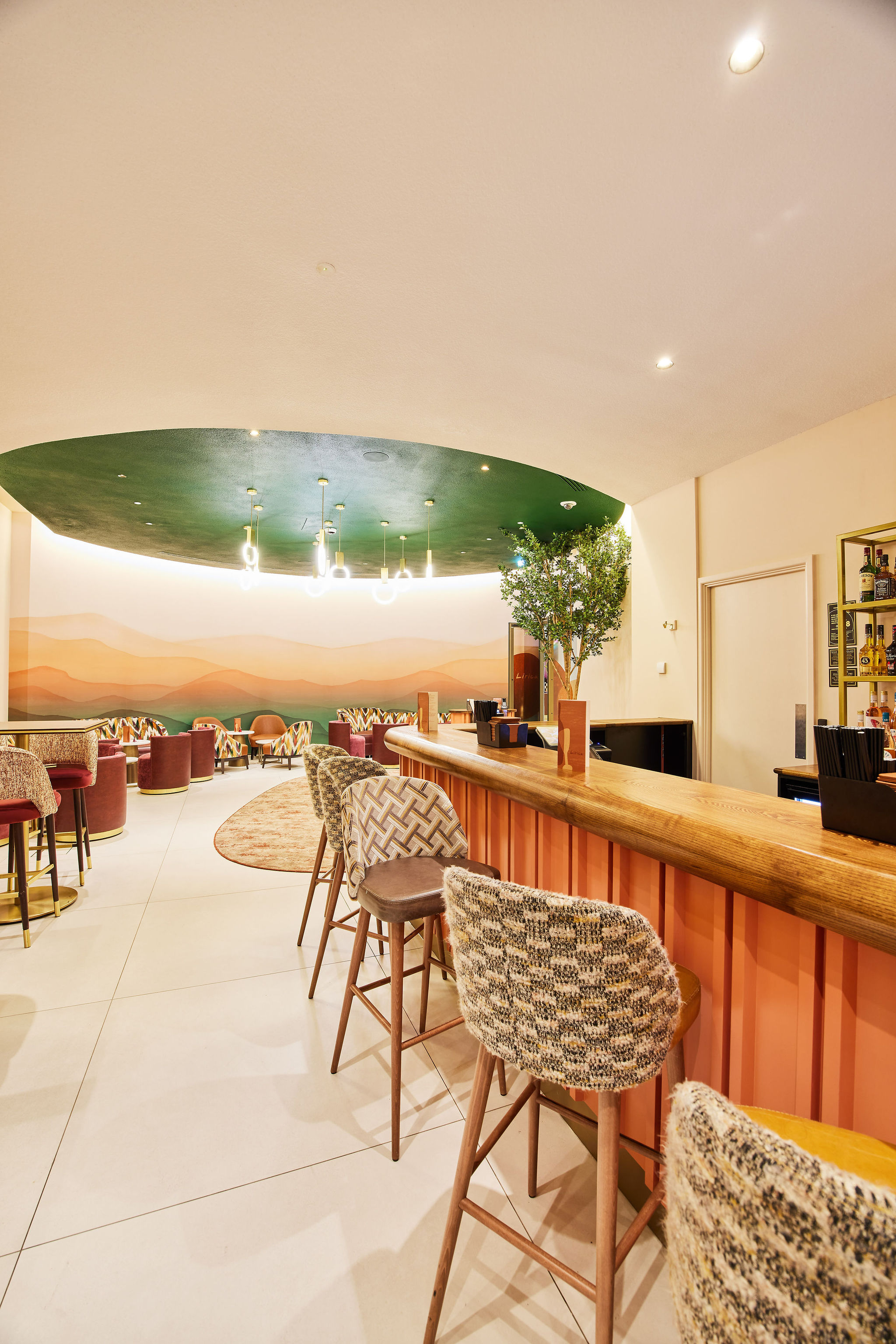 The Cumberland Hotel - image 3