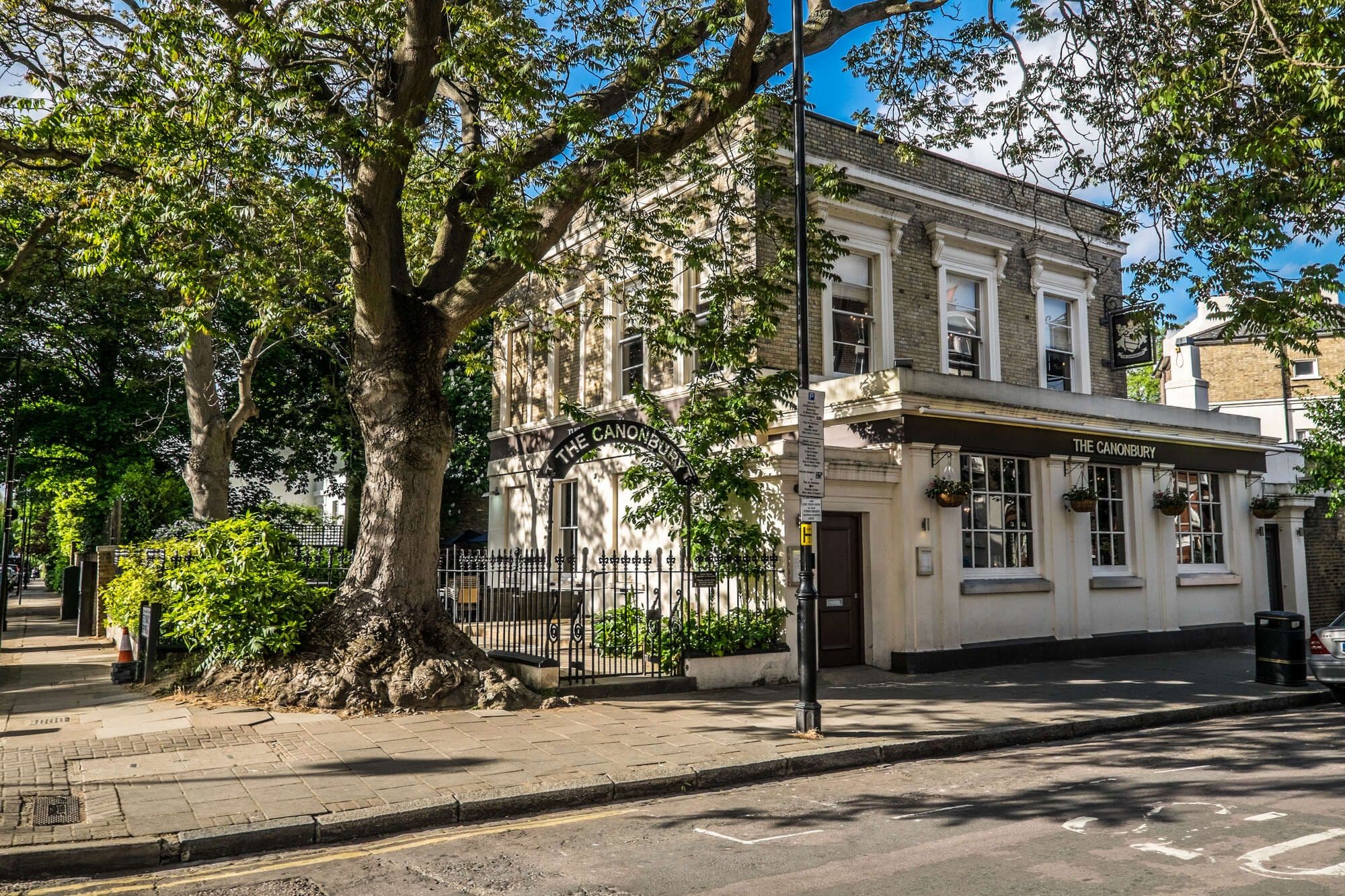 Canonbury Tavern - image 4