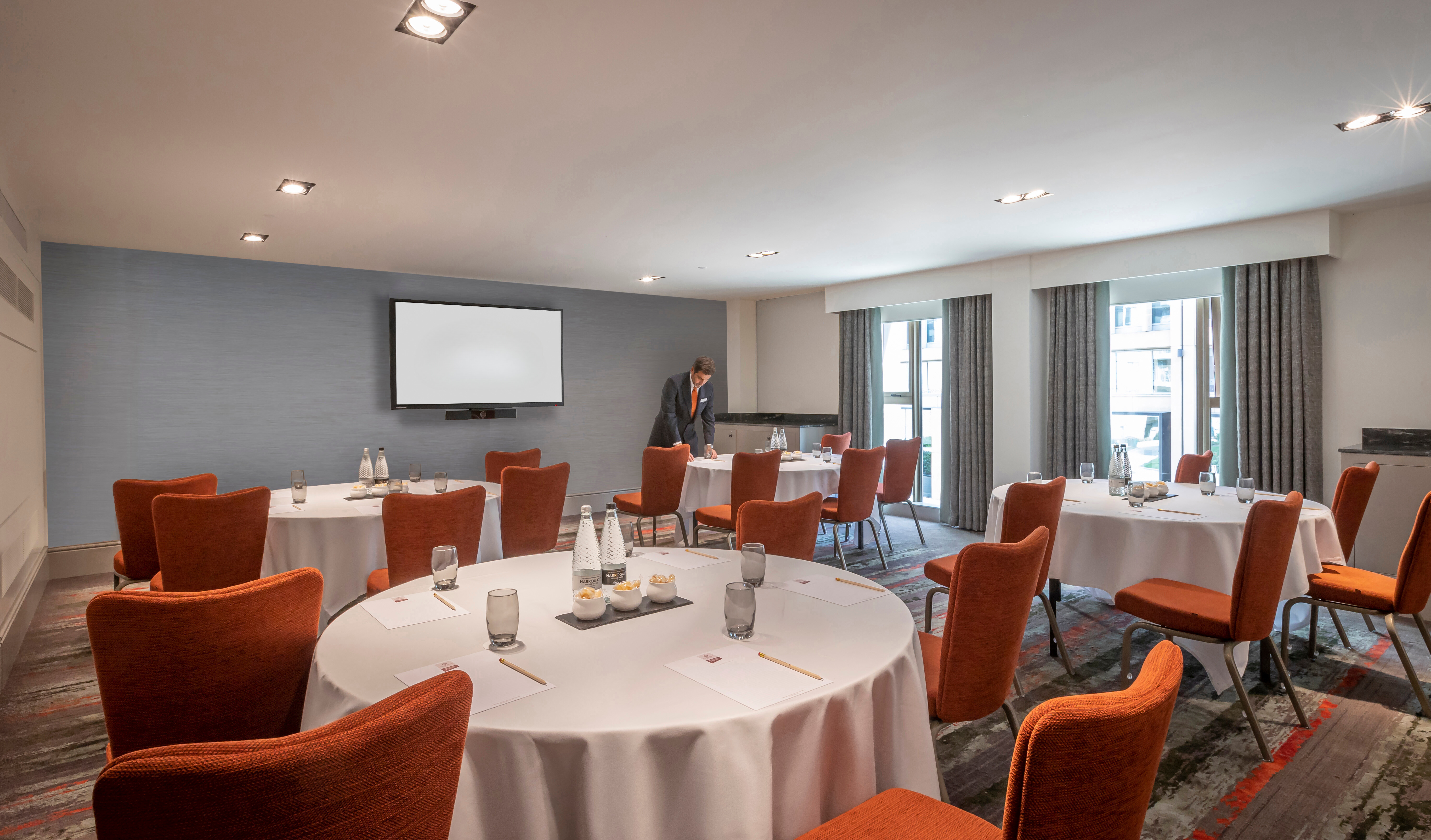 Clayton Hotel Cambridge - image 3