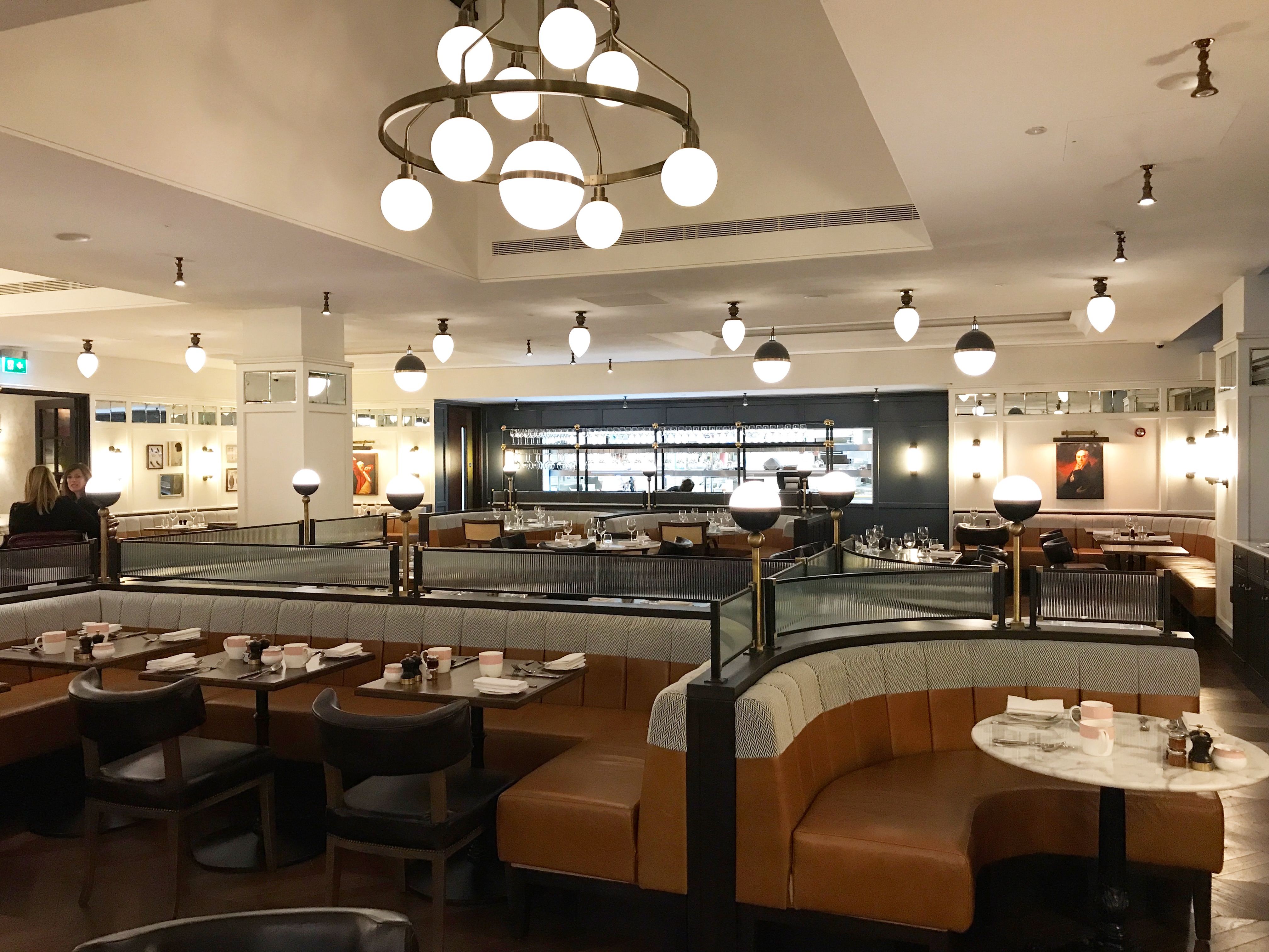 Clayton Hotel Cambridge - image 2