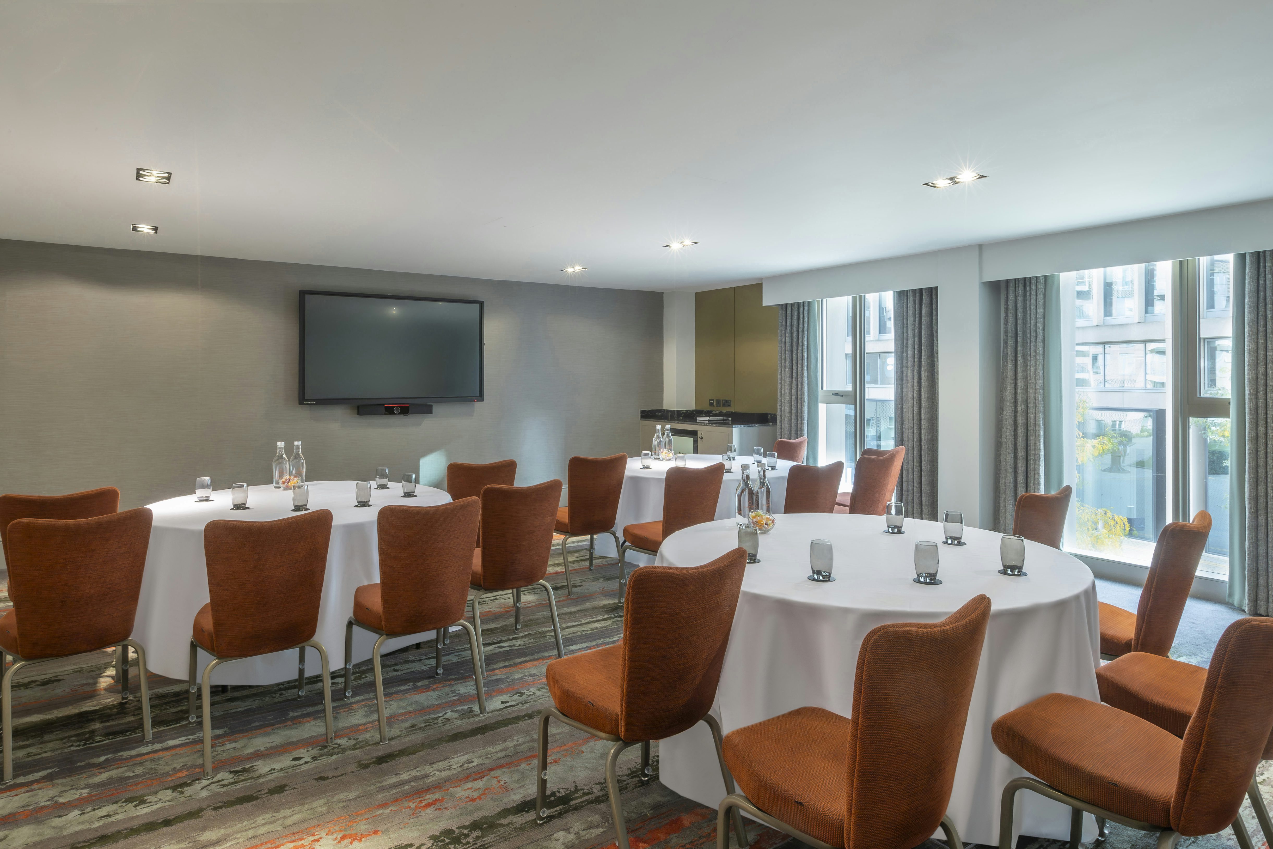 Clayton Hotel Cambridge - image 4