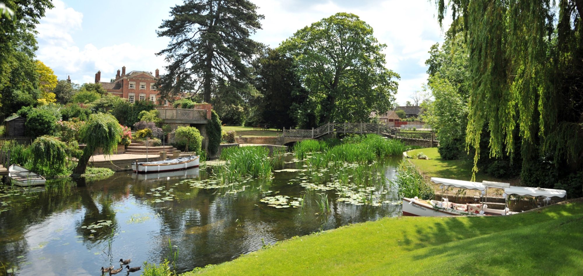 Island Hall - image 2