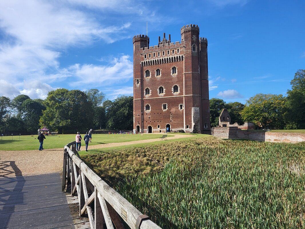 Tattershall Castle - image 2