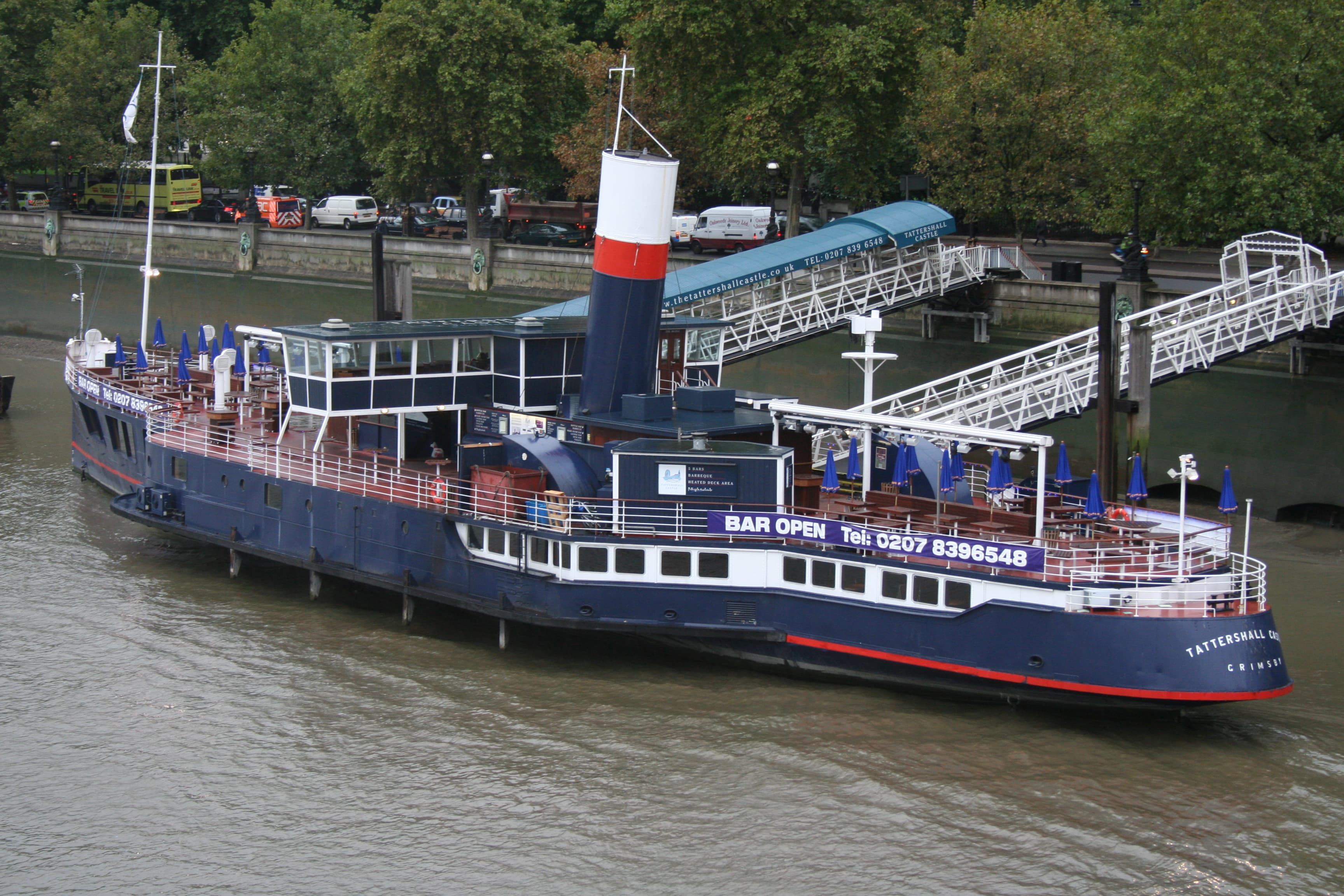 Tattershall Castle Whitehall - image 2