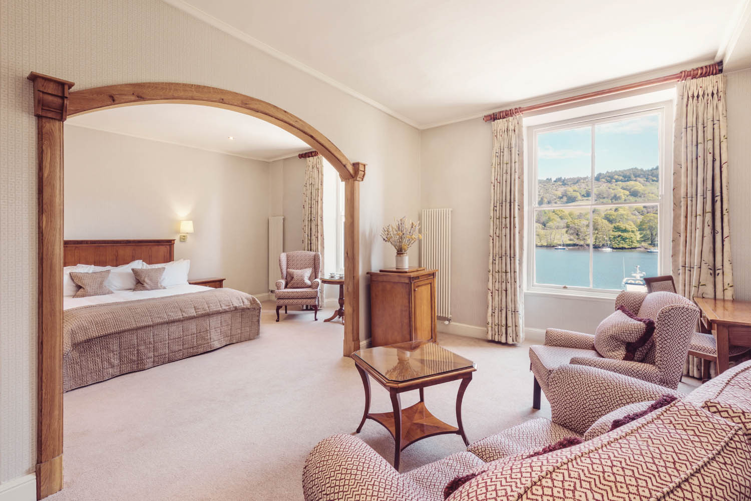 Lakeside Hotel & Spa - image 4