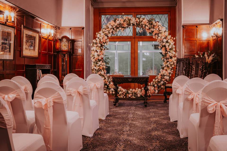 Lakeside Hotel & Spa - image 3