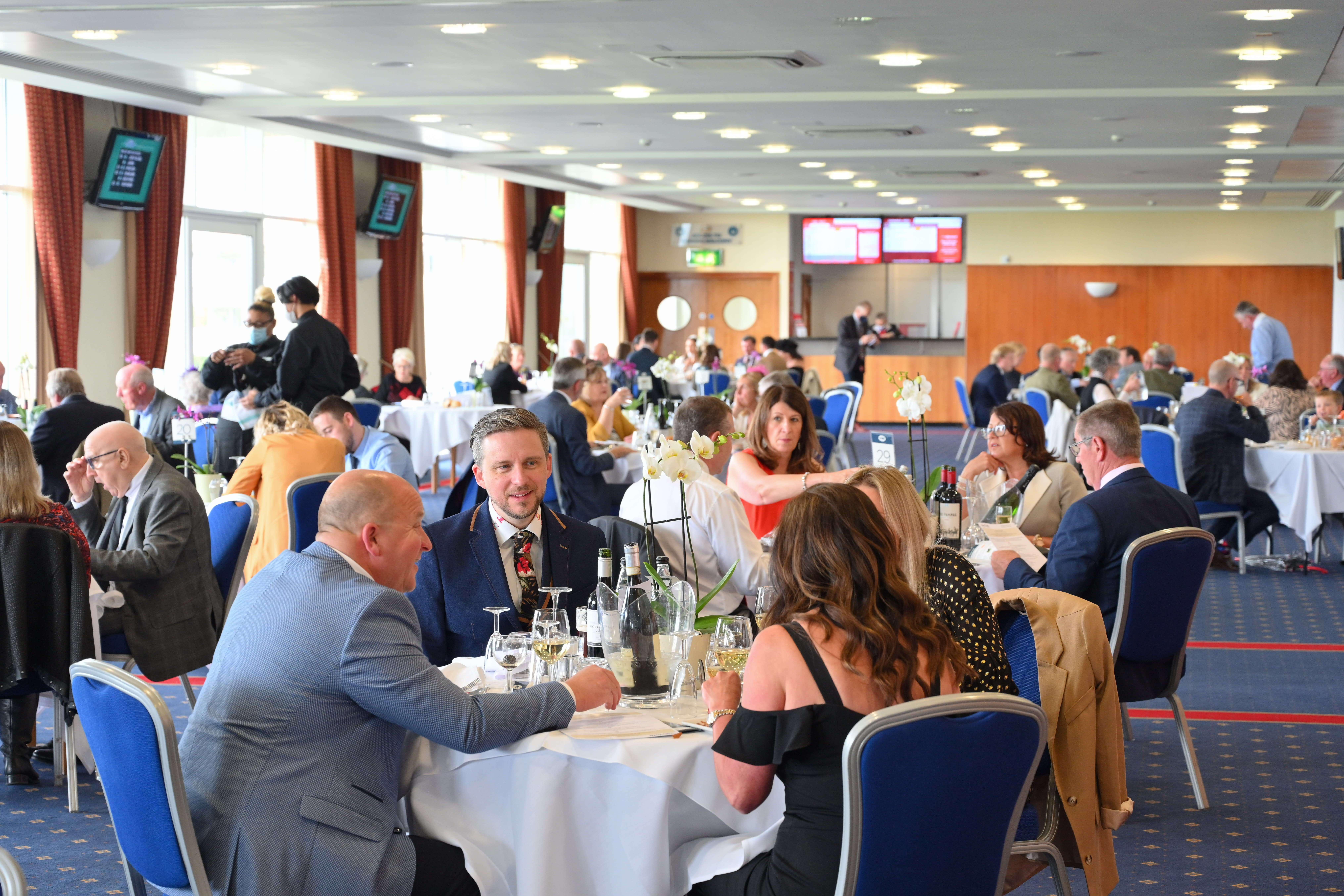 York Racecourse - image 4