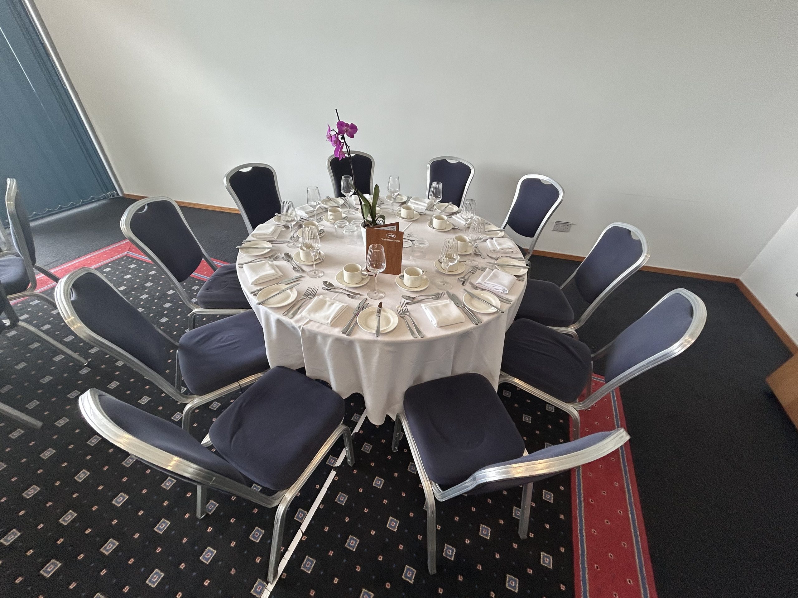 York Racecourse - image 2