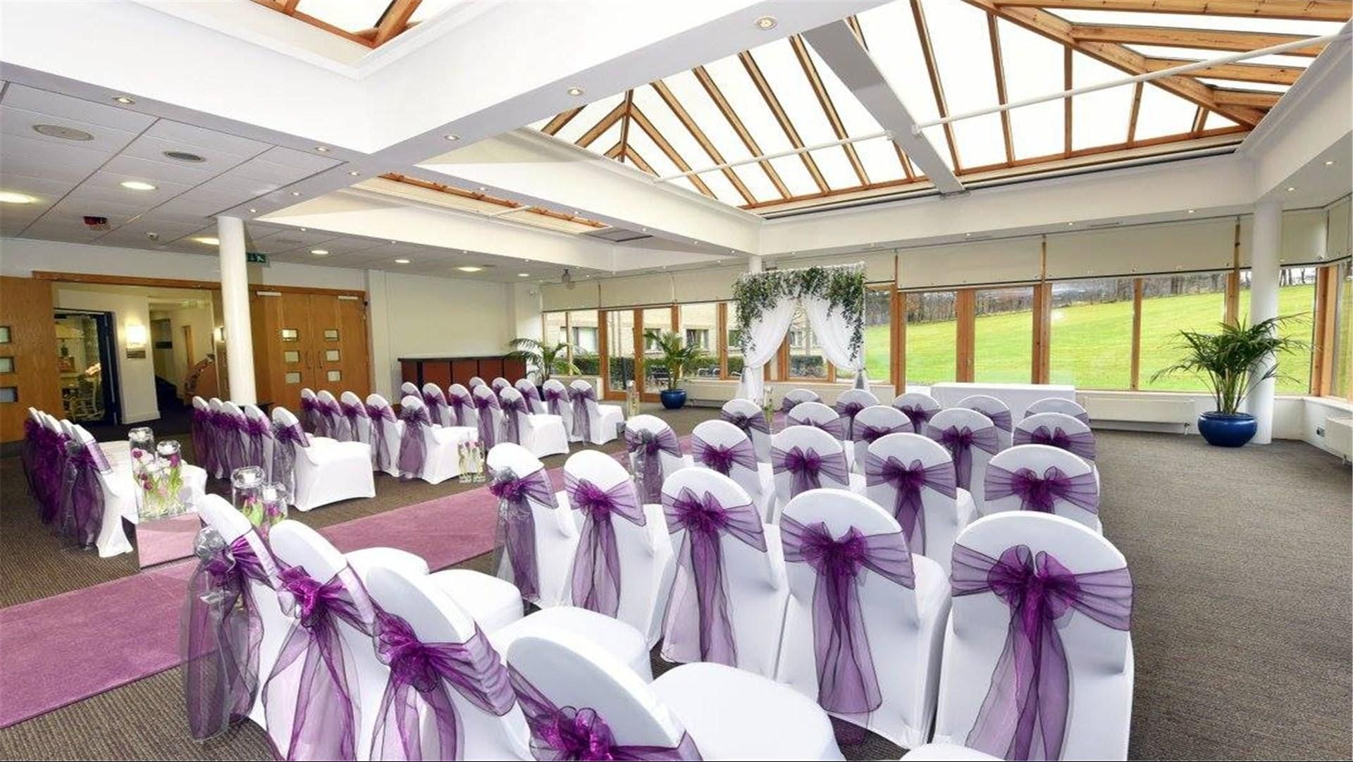 Stirling Court Hotel - image 4