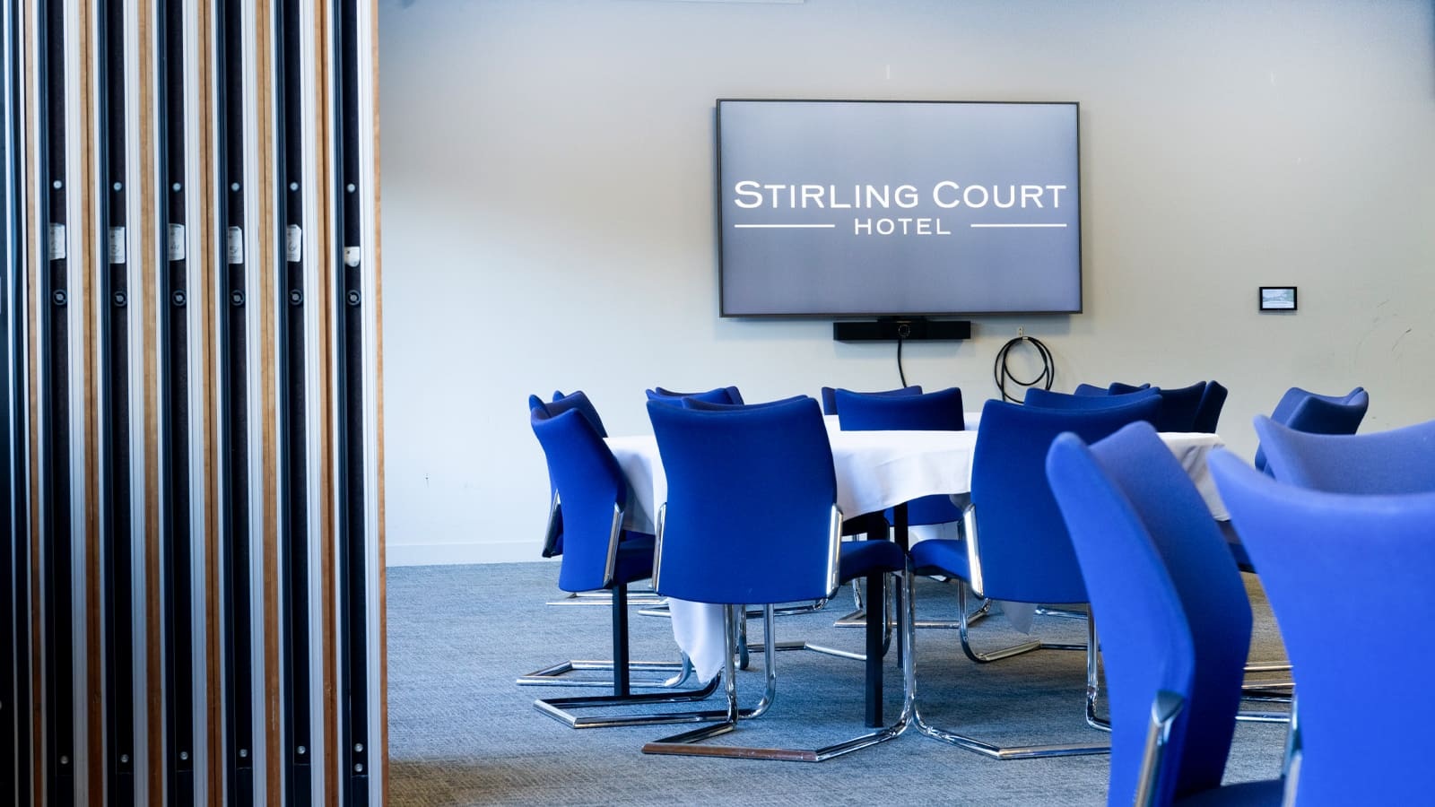 Stirling Court Hotel - image 2