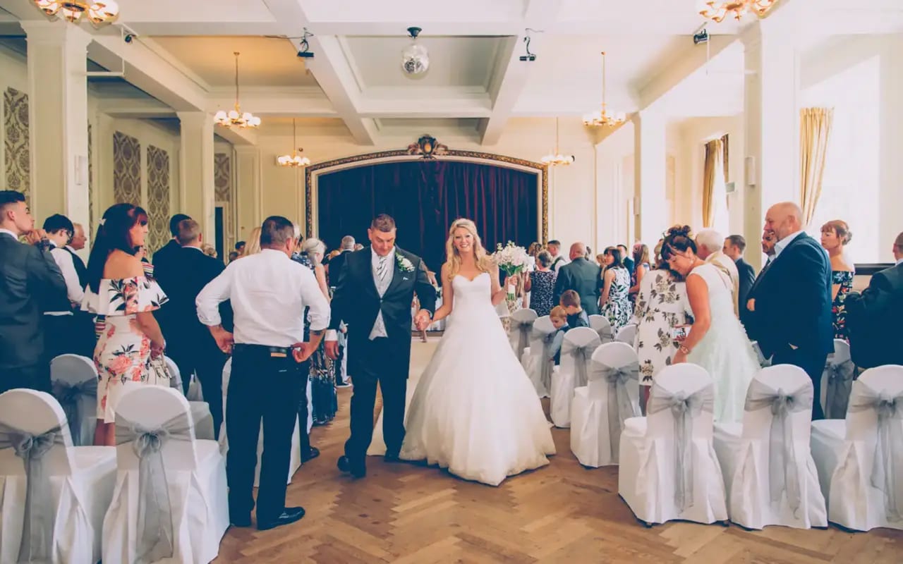 Cumbria Grand Hotel - image 1