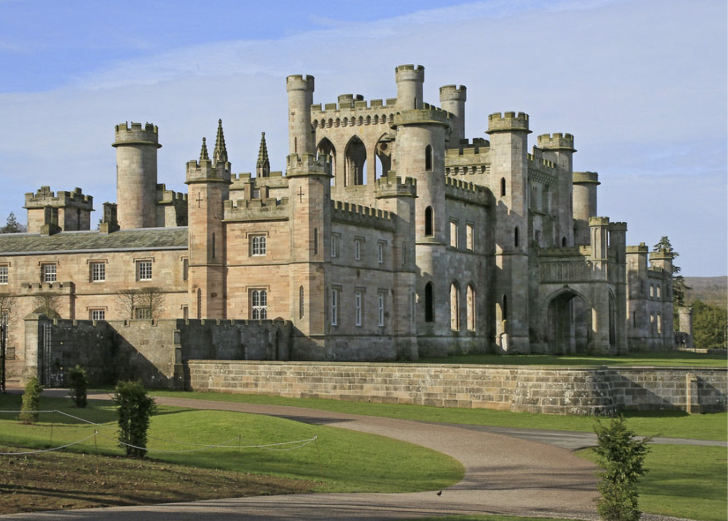 Lowther Castle - image 4