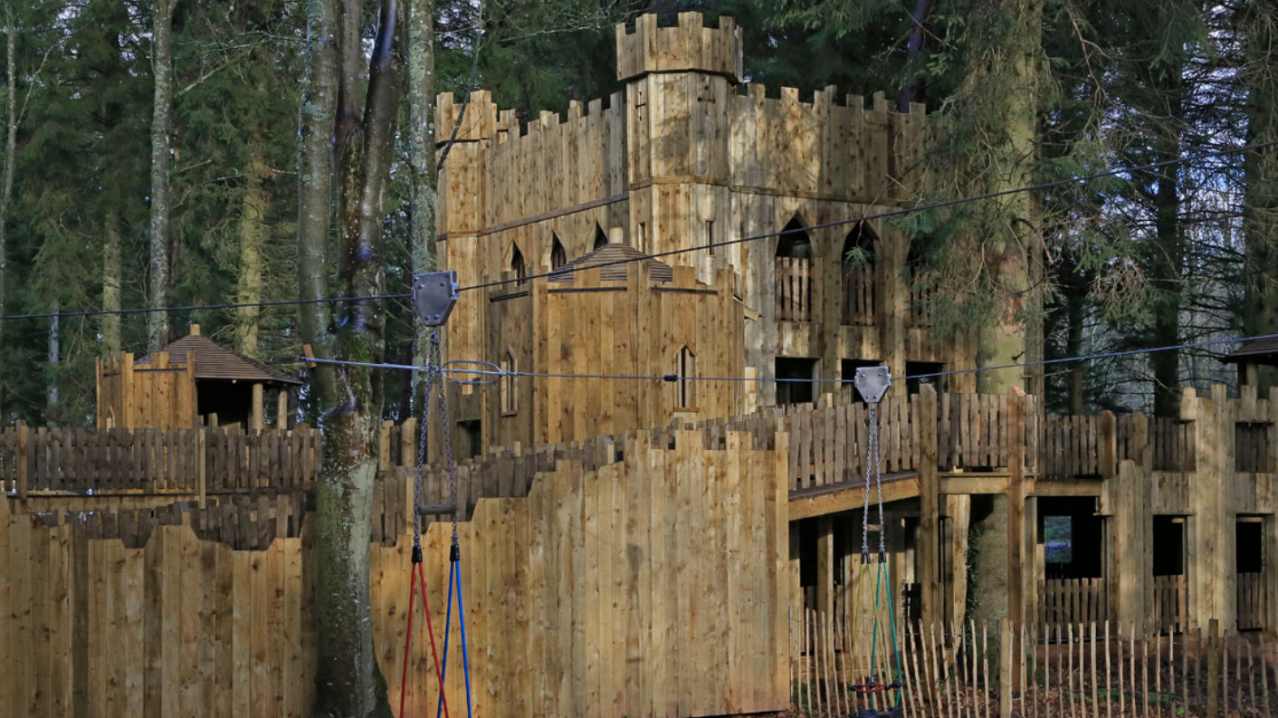 Lowther Castle - image 2