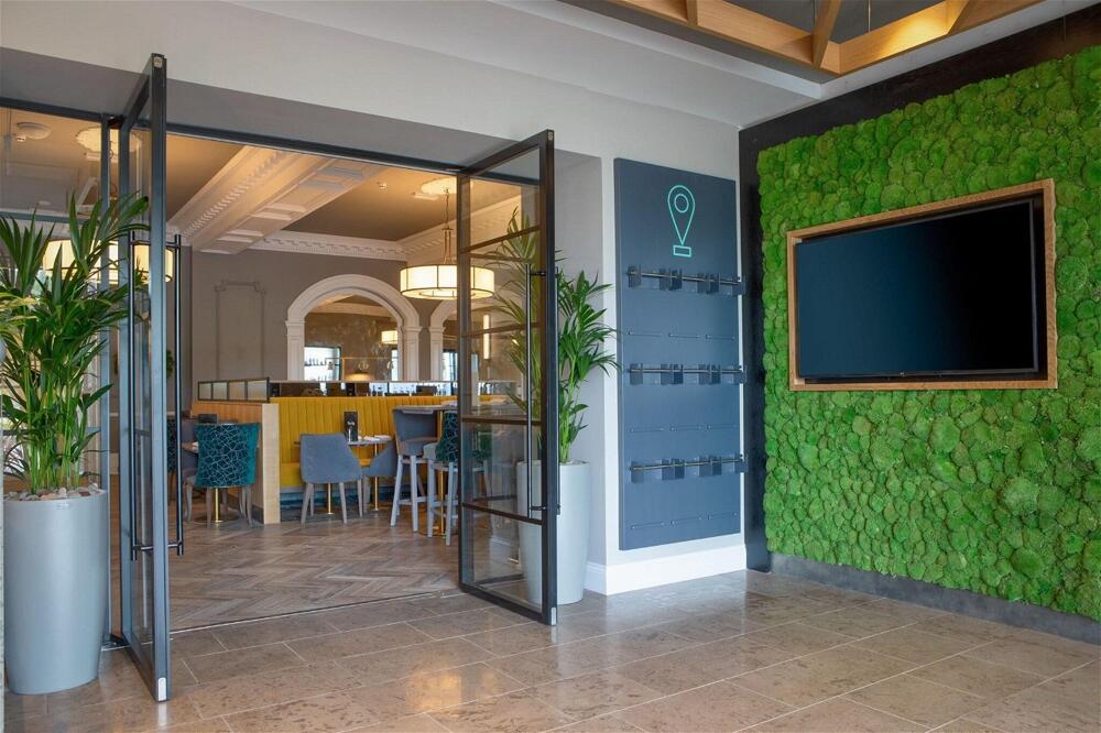 The Ro Hotel - image 10