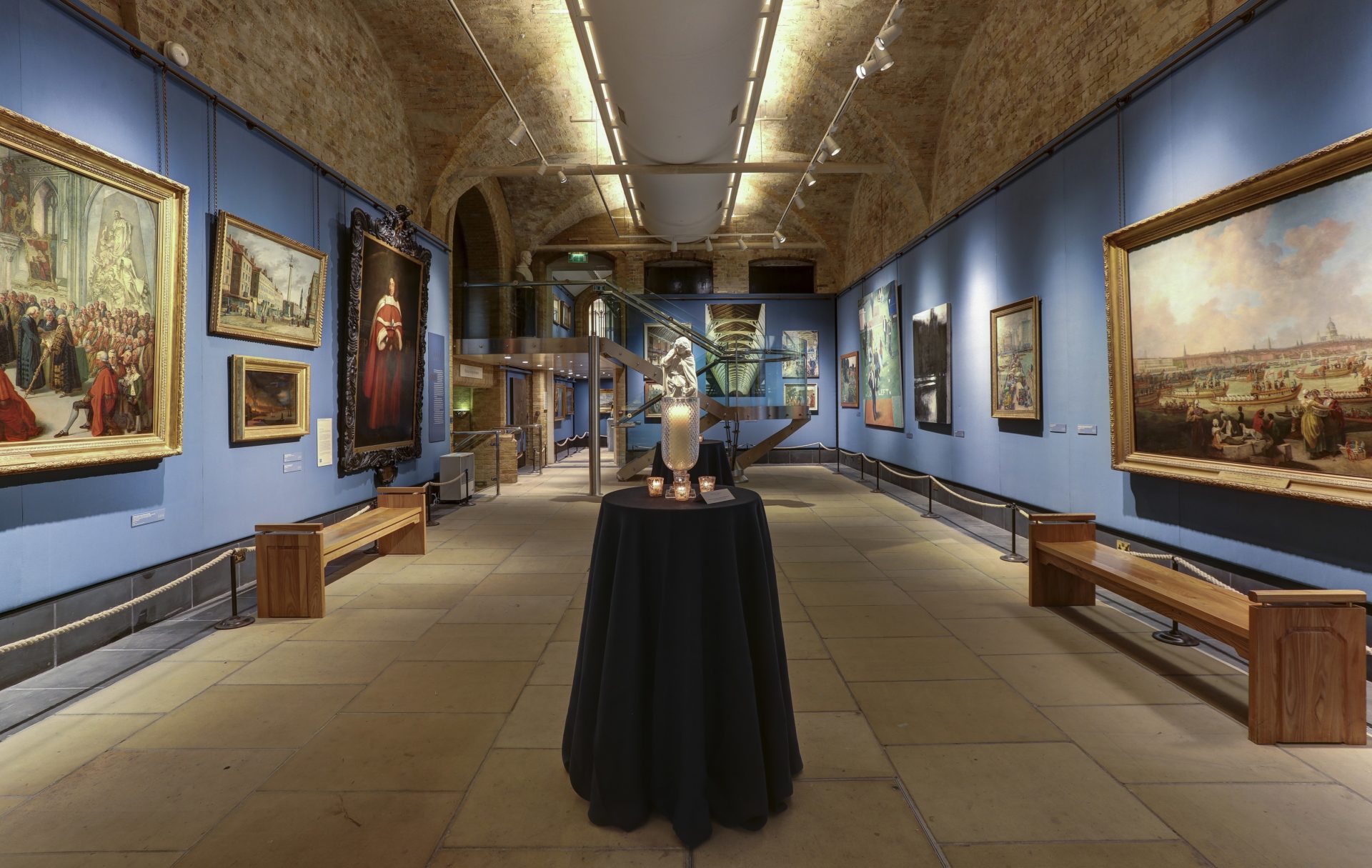 Guildhall Art Gallery - image 4