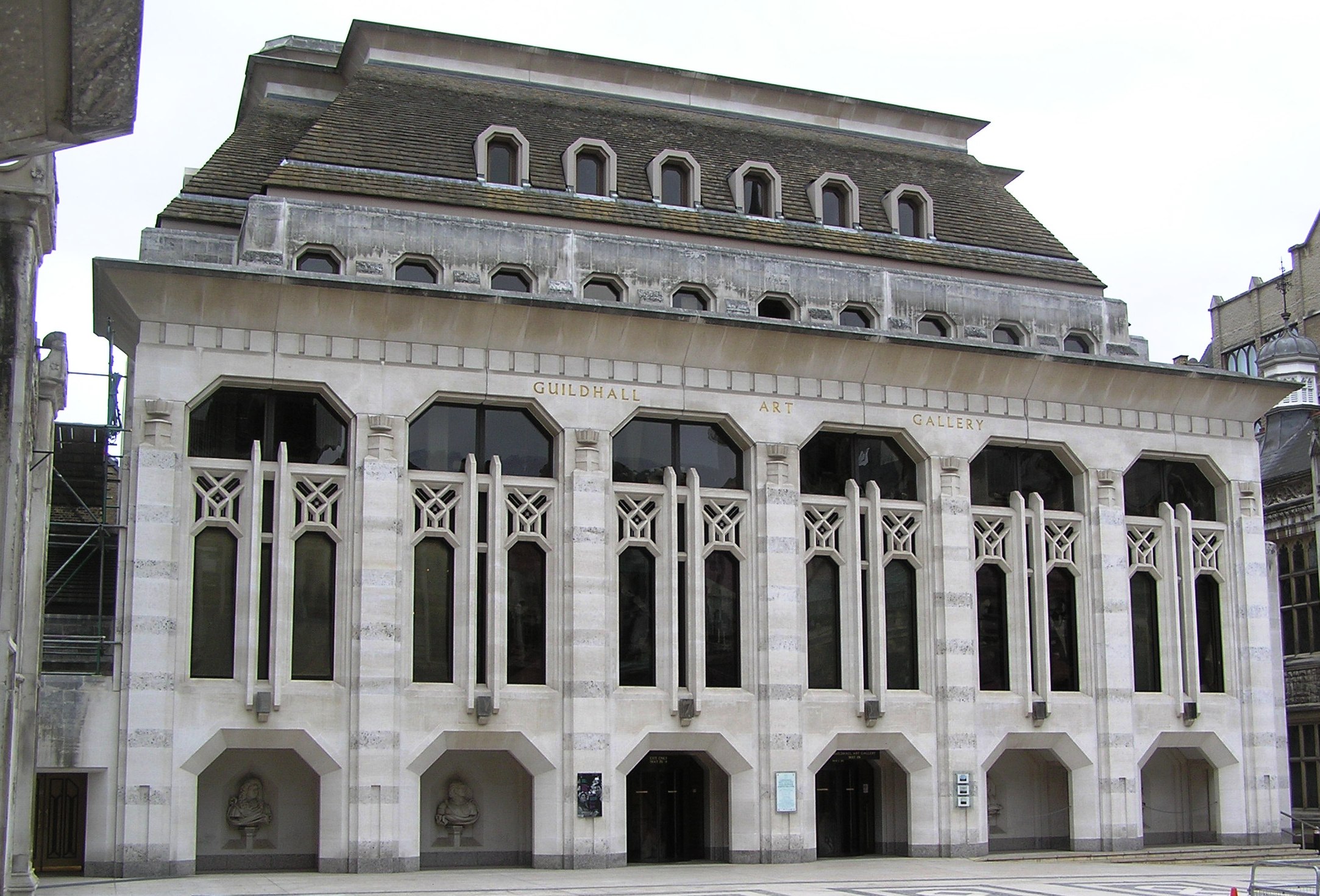 Guildhall Art Gallery - image 10