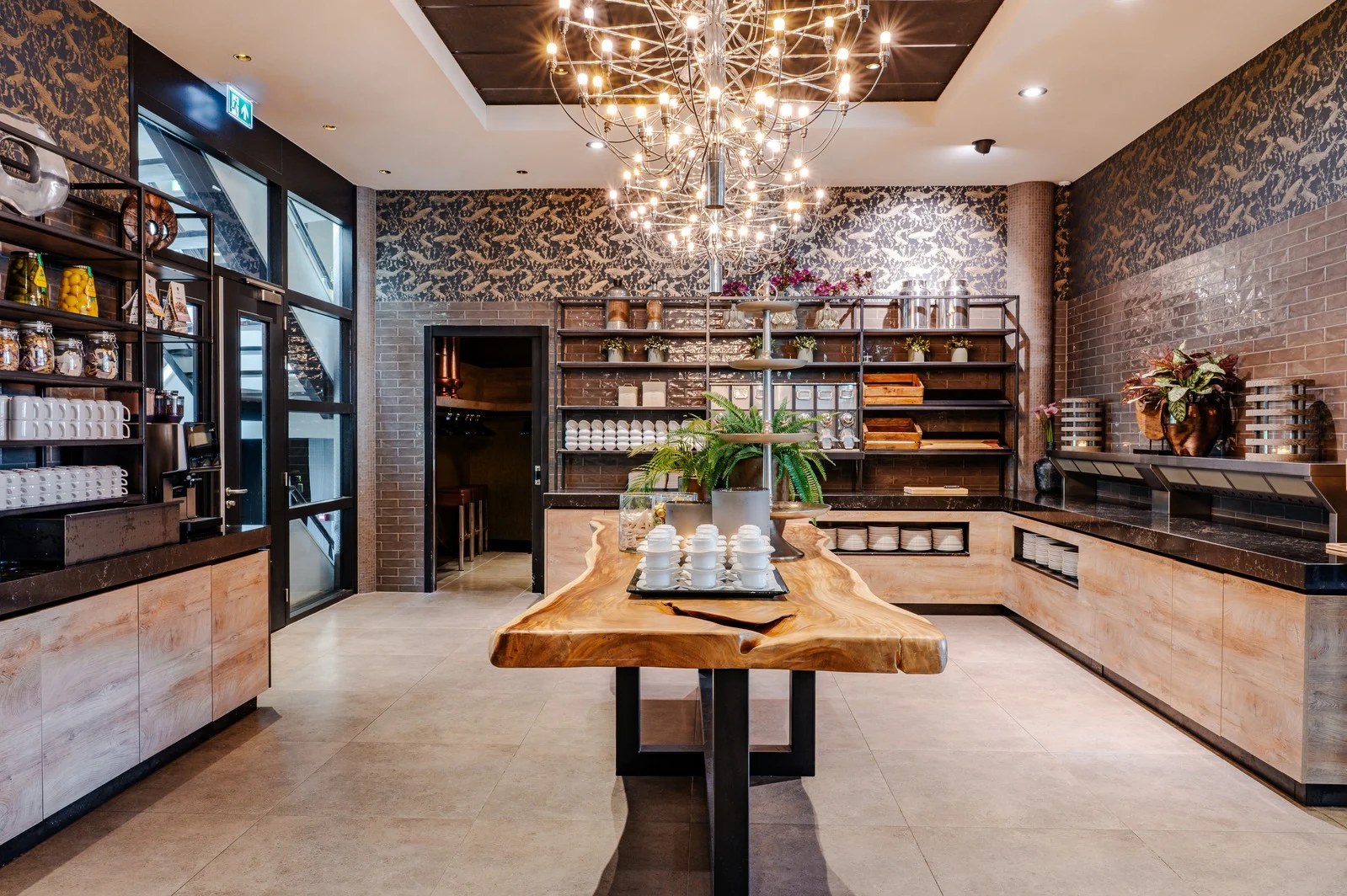 Van der Valk Hotel Breda - image 6