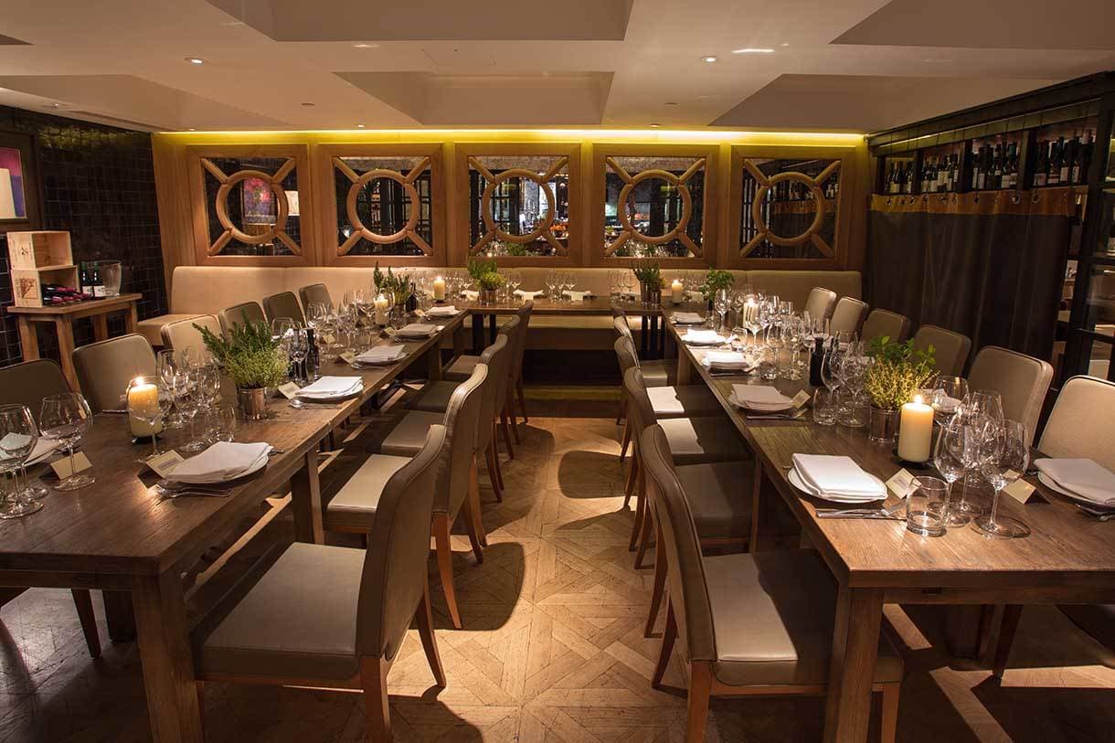 Novikov Restaurant & Bar - image 2