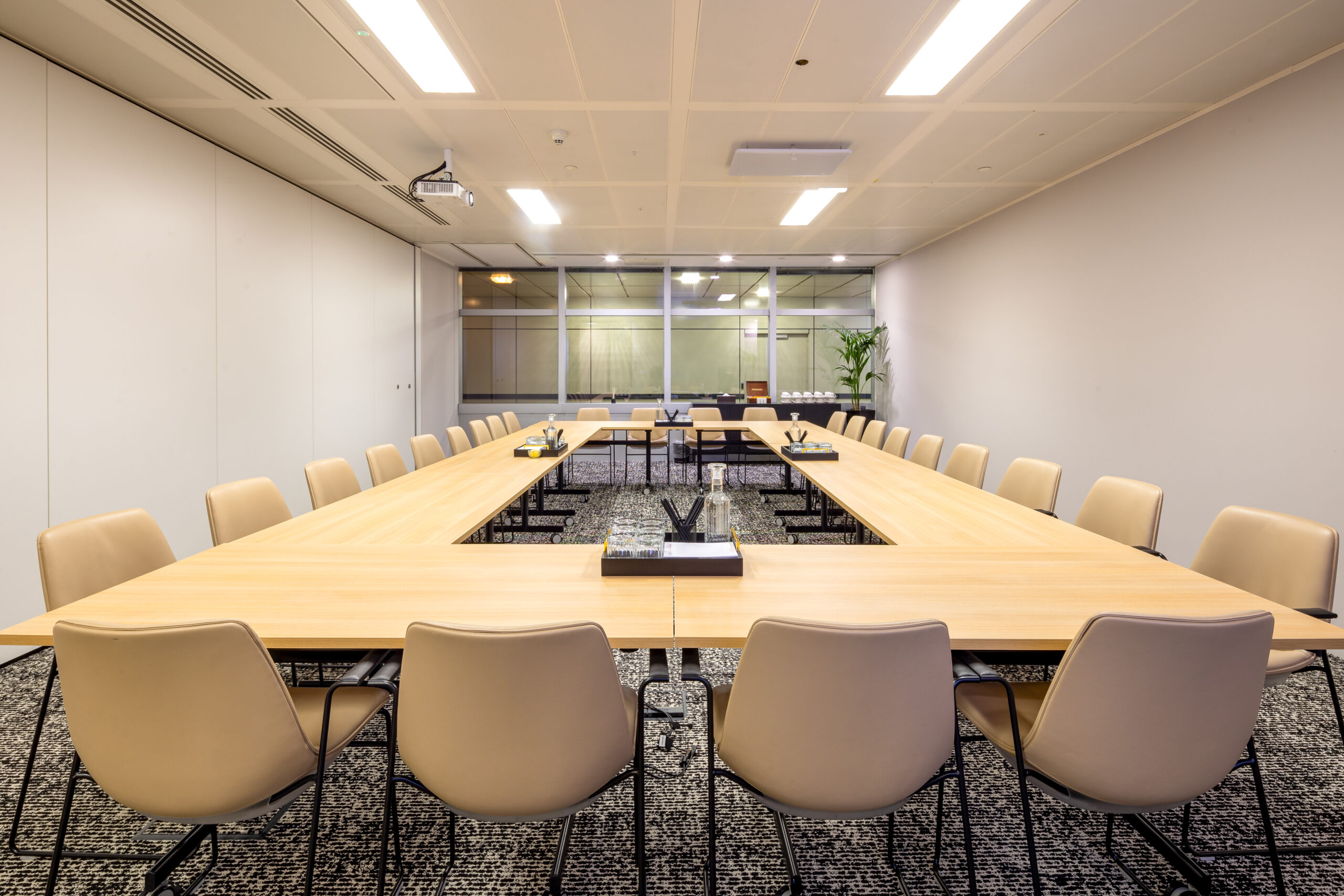 Broadgate Tower - image 5