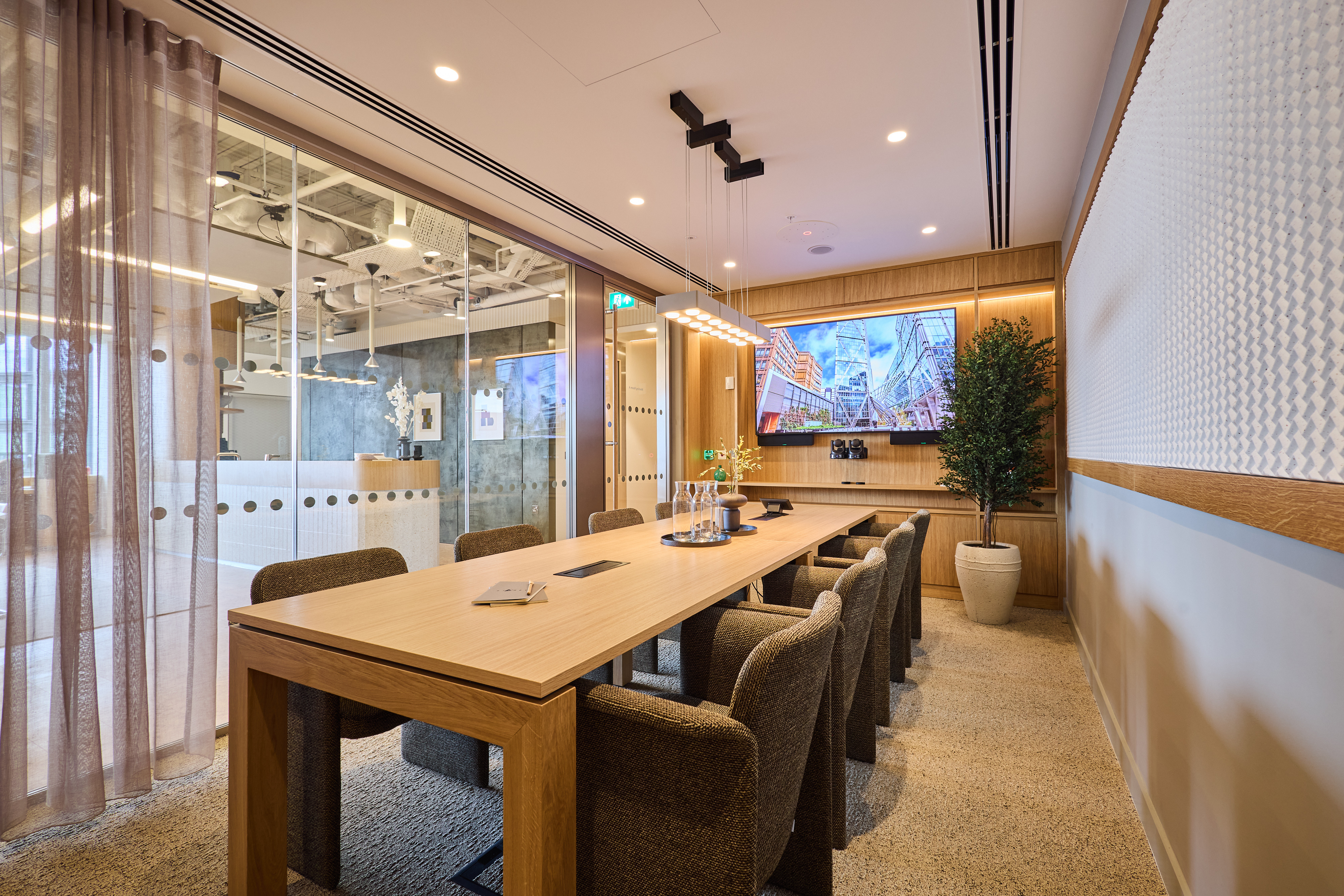 Broadgate Tower - image 4
